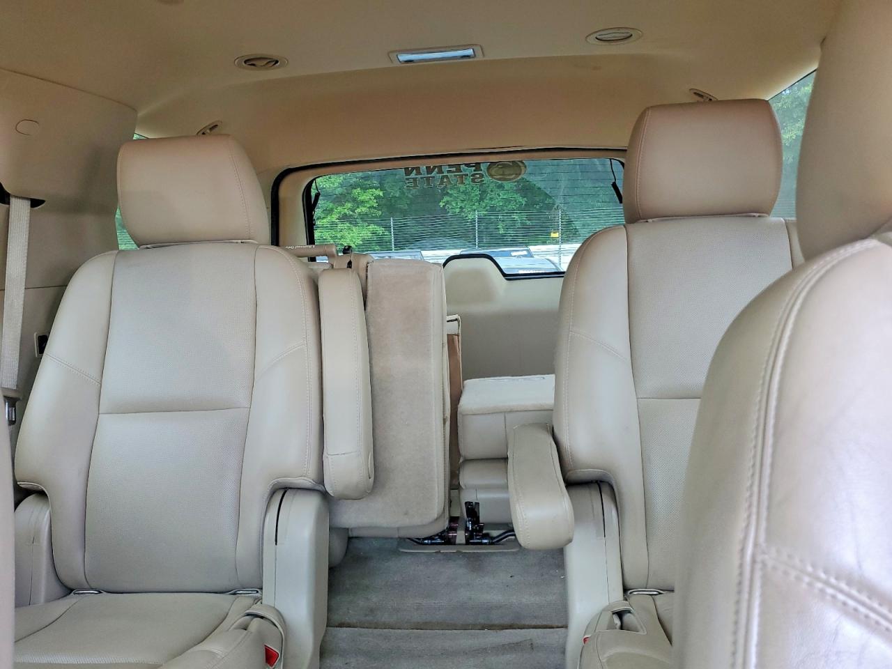 2013 Gmc Yukon Denali Red vin: 1GKS1EEF3DR125709