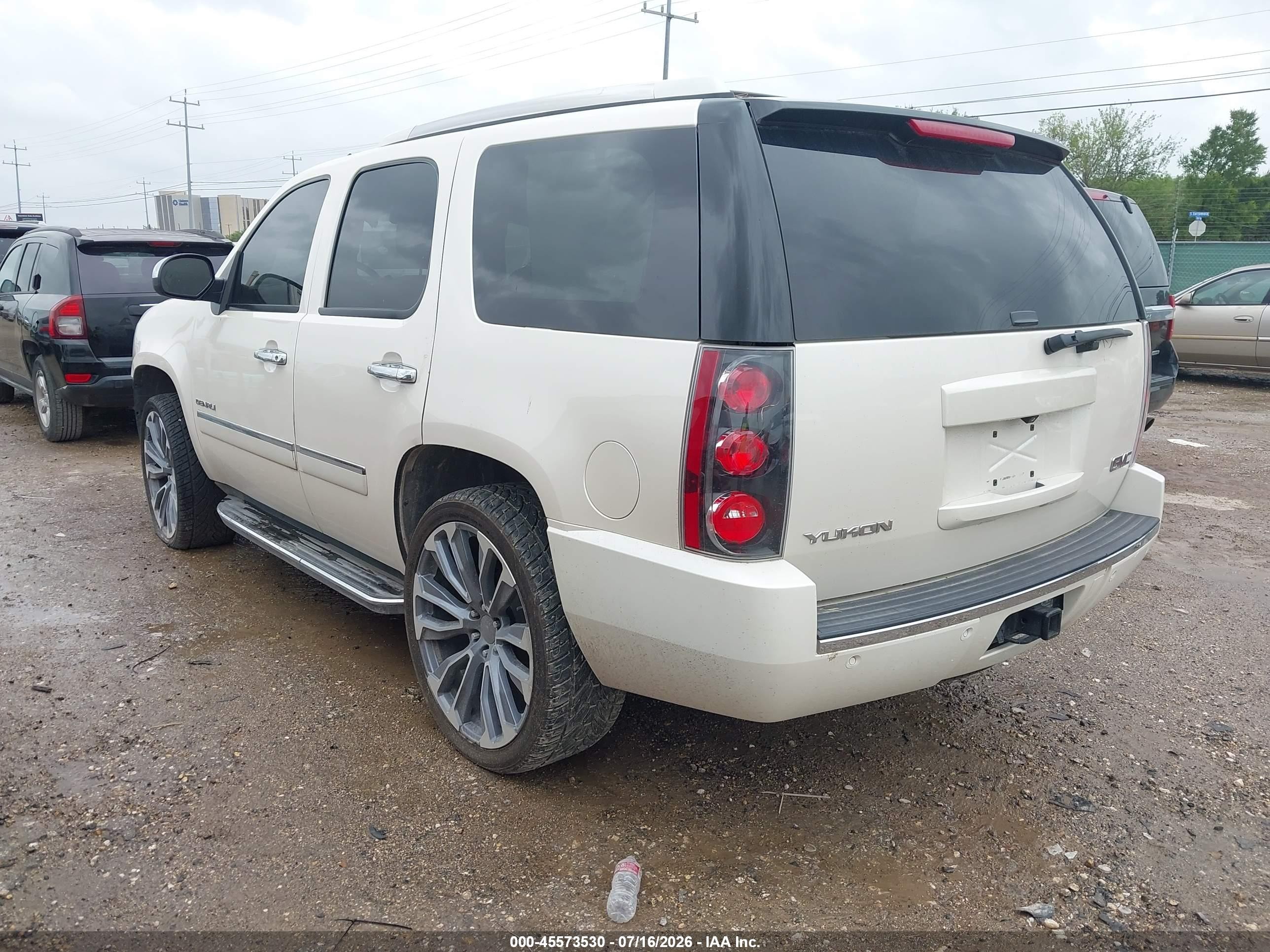 2014 Gmc Yukon Denali Белый vin: 1GKS1EEF3ER141295