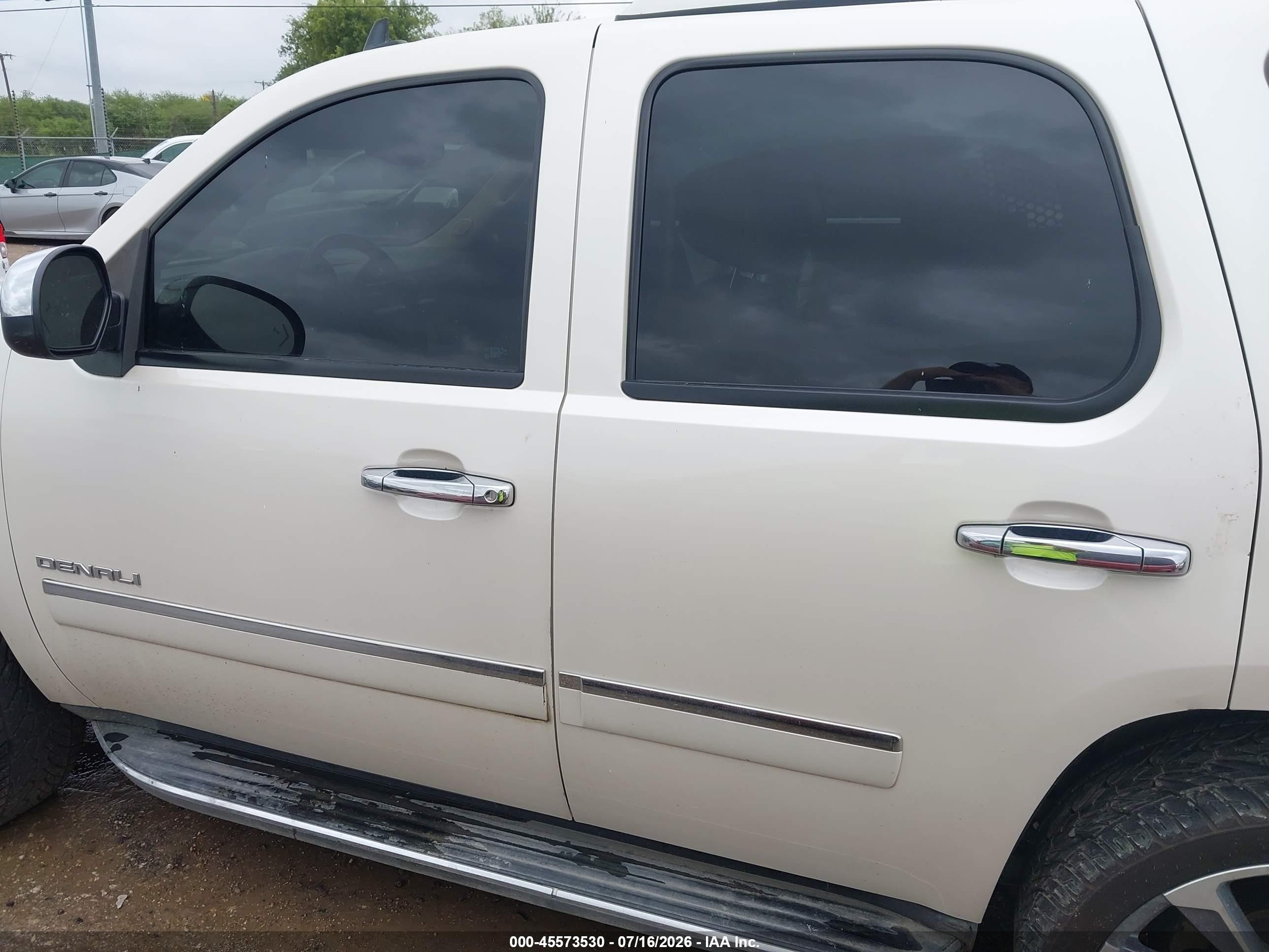 2014 Gmc Yukon Denali Белый vin: 1GKS1EEF3ER141295