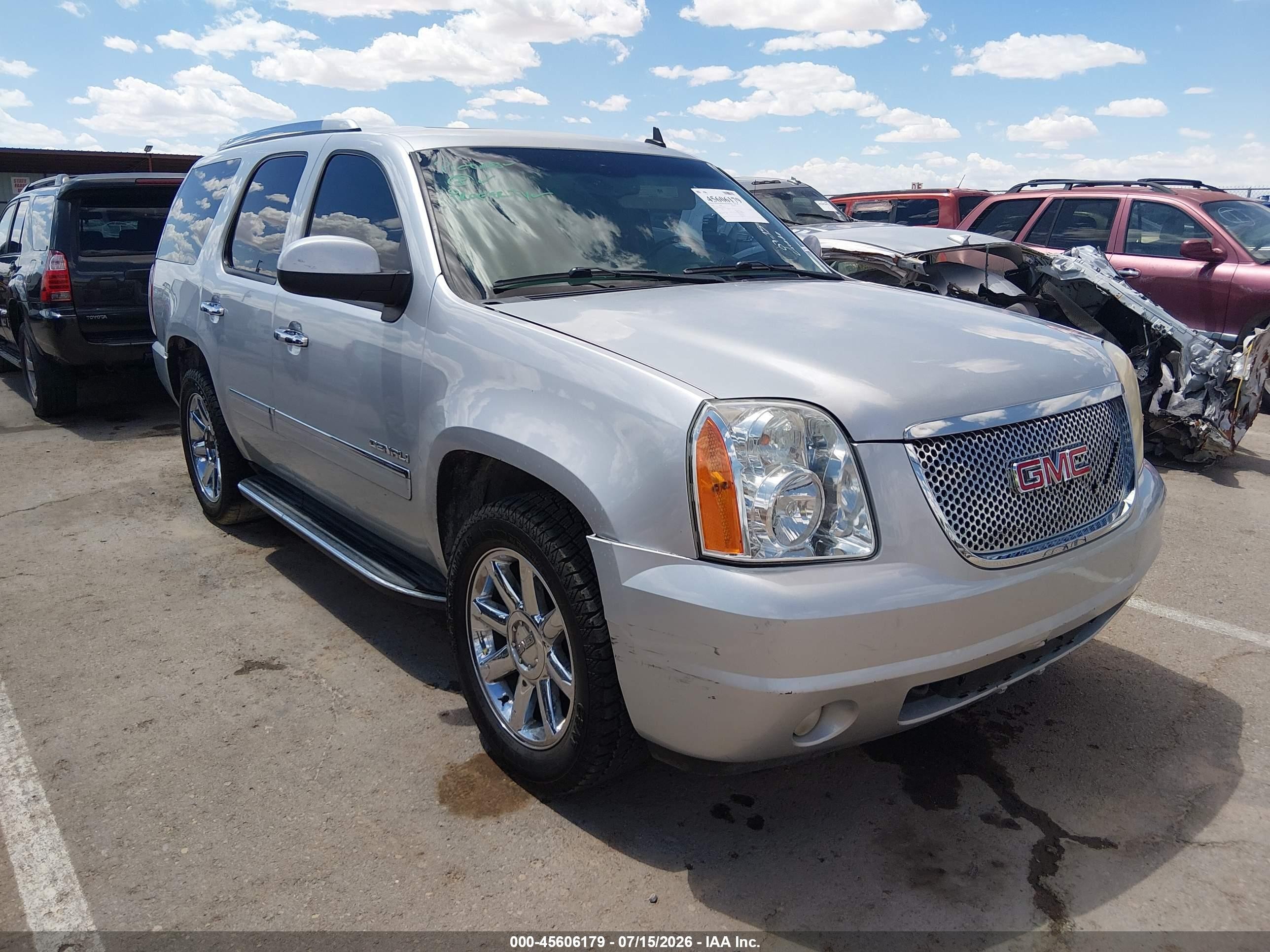 2014 Gmc Yukon Denali Silver vin: 1GKS1EEF4ER141001