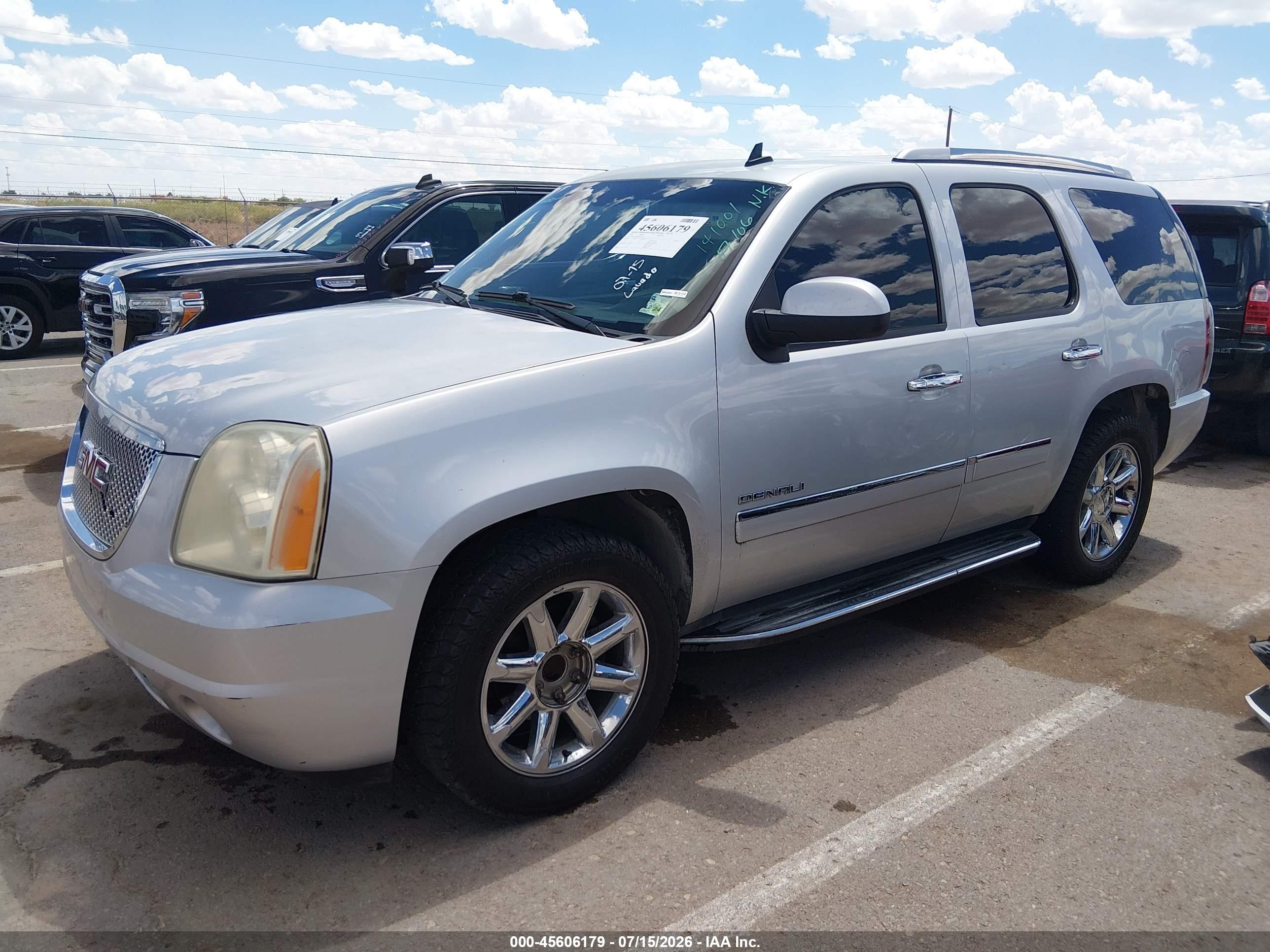 2014 Gmc Yukon Denali Silver vin: 1GKS1EEF4ER141001