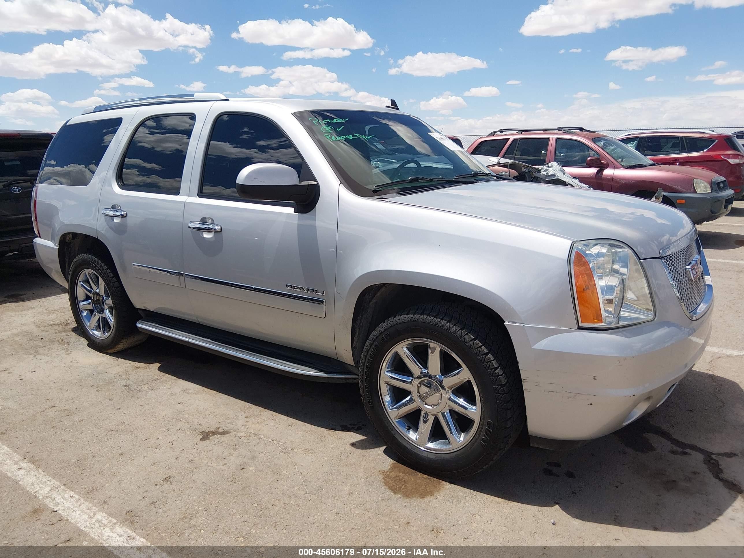 2014 Gmc Yukon Denali Silver vin: 1GKS1EEF4ER141001