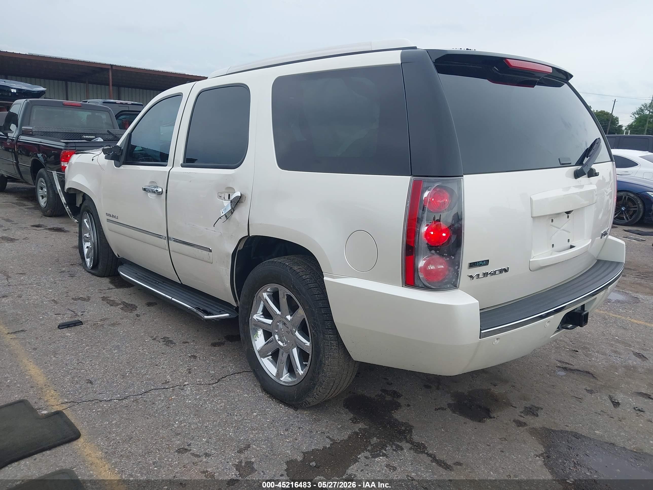 2011 Gmc Yukon Denali Белый vin: 1GKS1EEF5BR389916