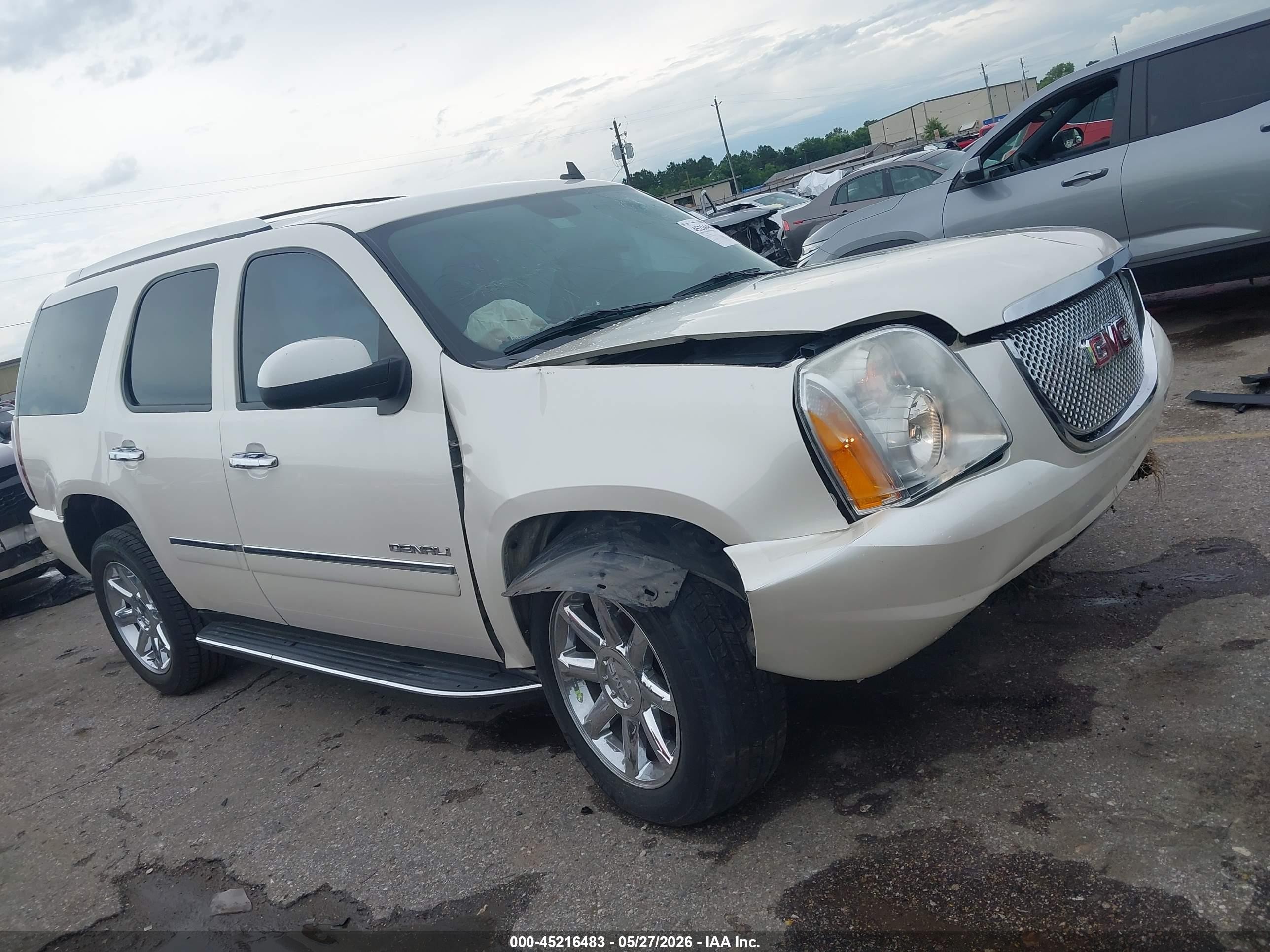 2011 Gmc Yukon Denali Белый vin: 1GKS1EEF5BR389916