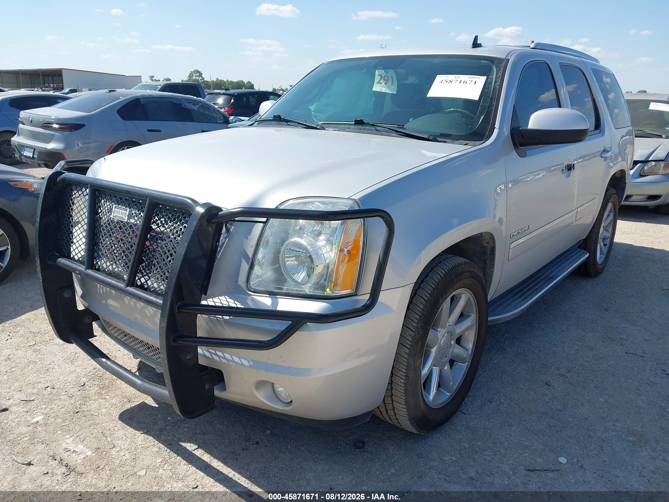 2013 Gmc Yukon Denali Silver vin: 1GKS1EEF5DR366803