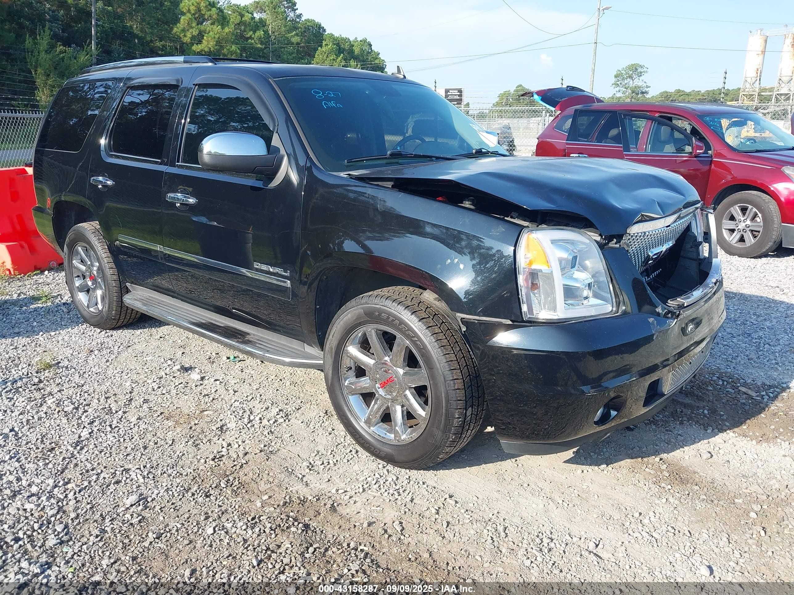 2011 Gmc Yukon Denali Black vin: 1GKS1EEF6BR139973