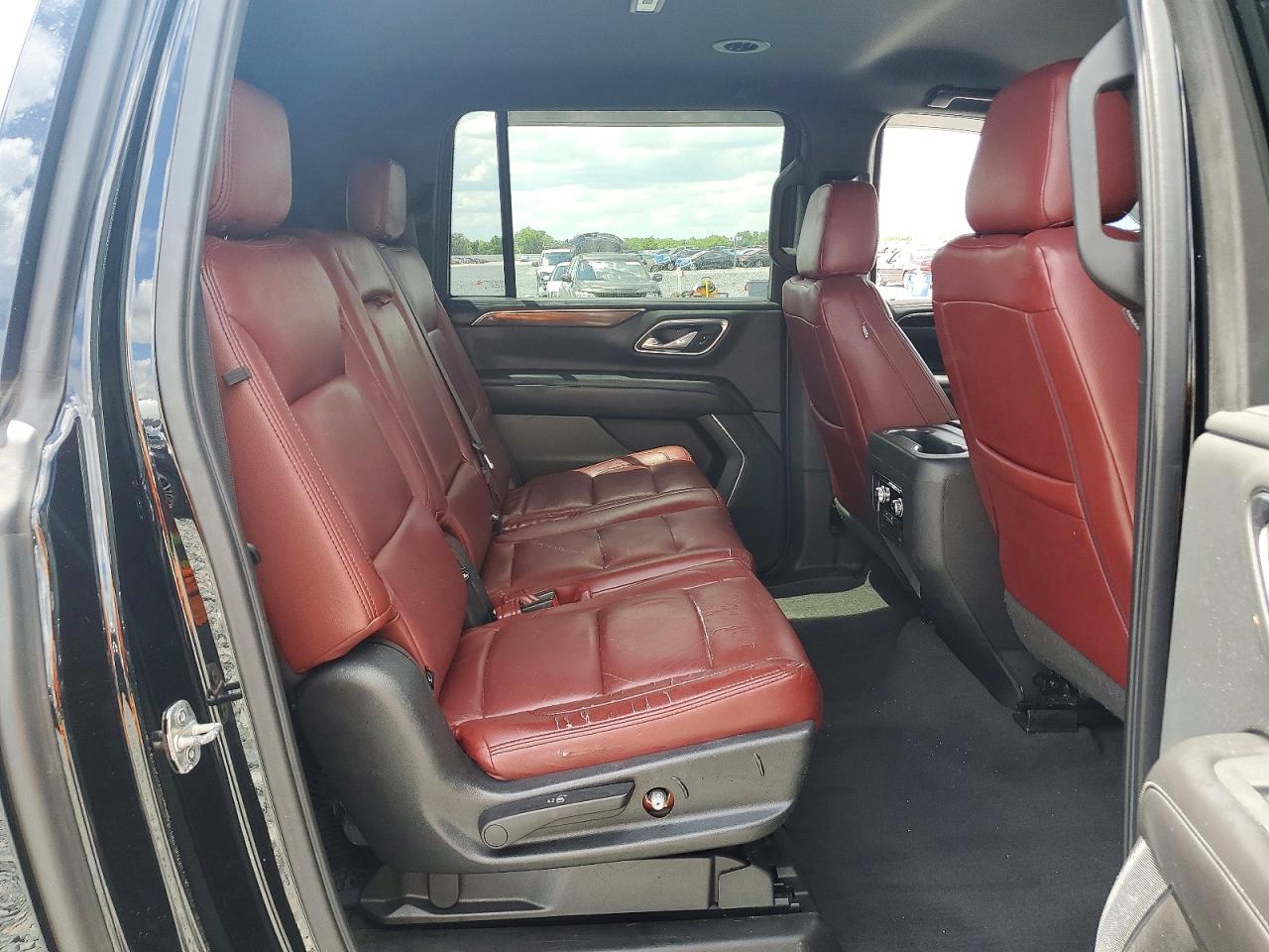 2021 Gmc Yukon Xl C1500 Sle Black vin: 1GKS1FKD0MR277195
