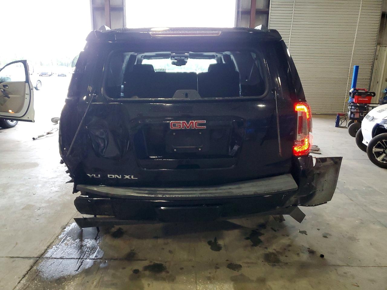 2016 Gmc Yukon Xl C1500 Slt Black vin: 1GKS1GKC0GR434757