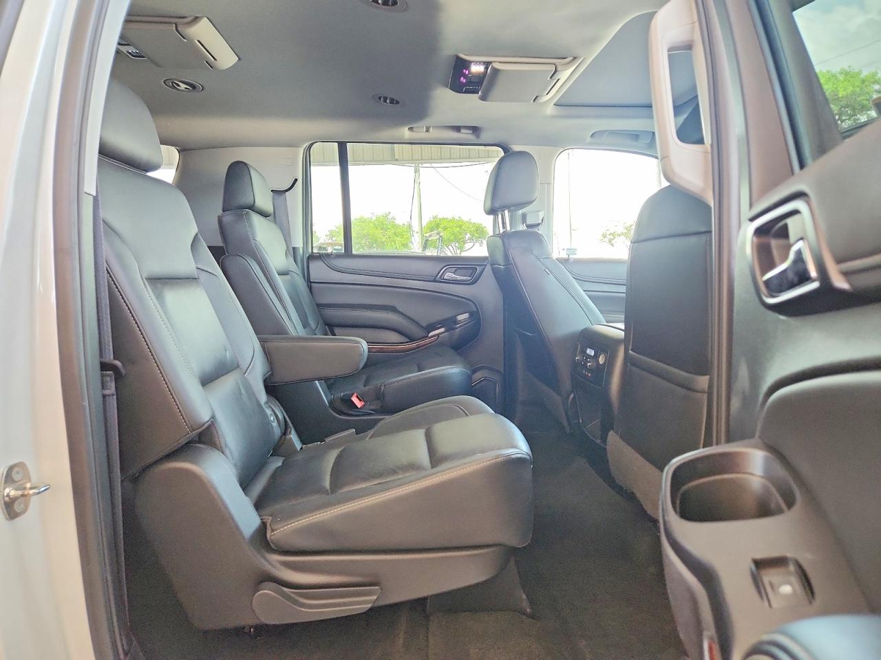 2018 Gmc Yukon Xl C1500 Slt White vin: 1GKS1GKC1JR366606