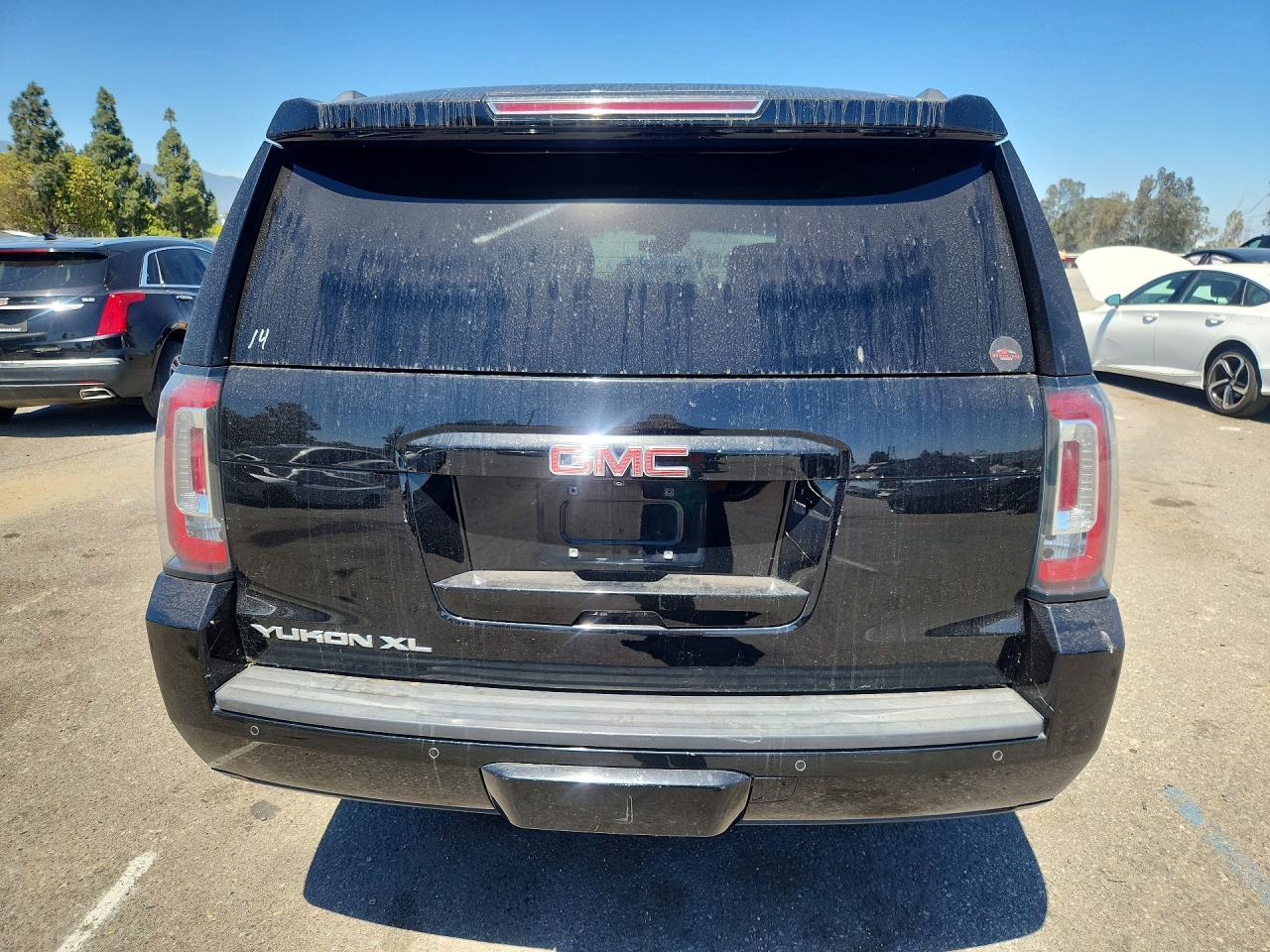 2015 Gmc Yukon Xl C1500 Sle Black vin: 1GKS1GKC3FR722464