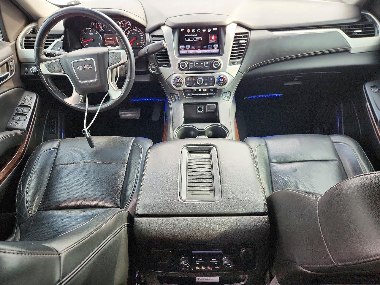 2016 Gmc Yukon Xl C1500 Slt Серый vin: 1GKS1GKC3GR293716