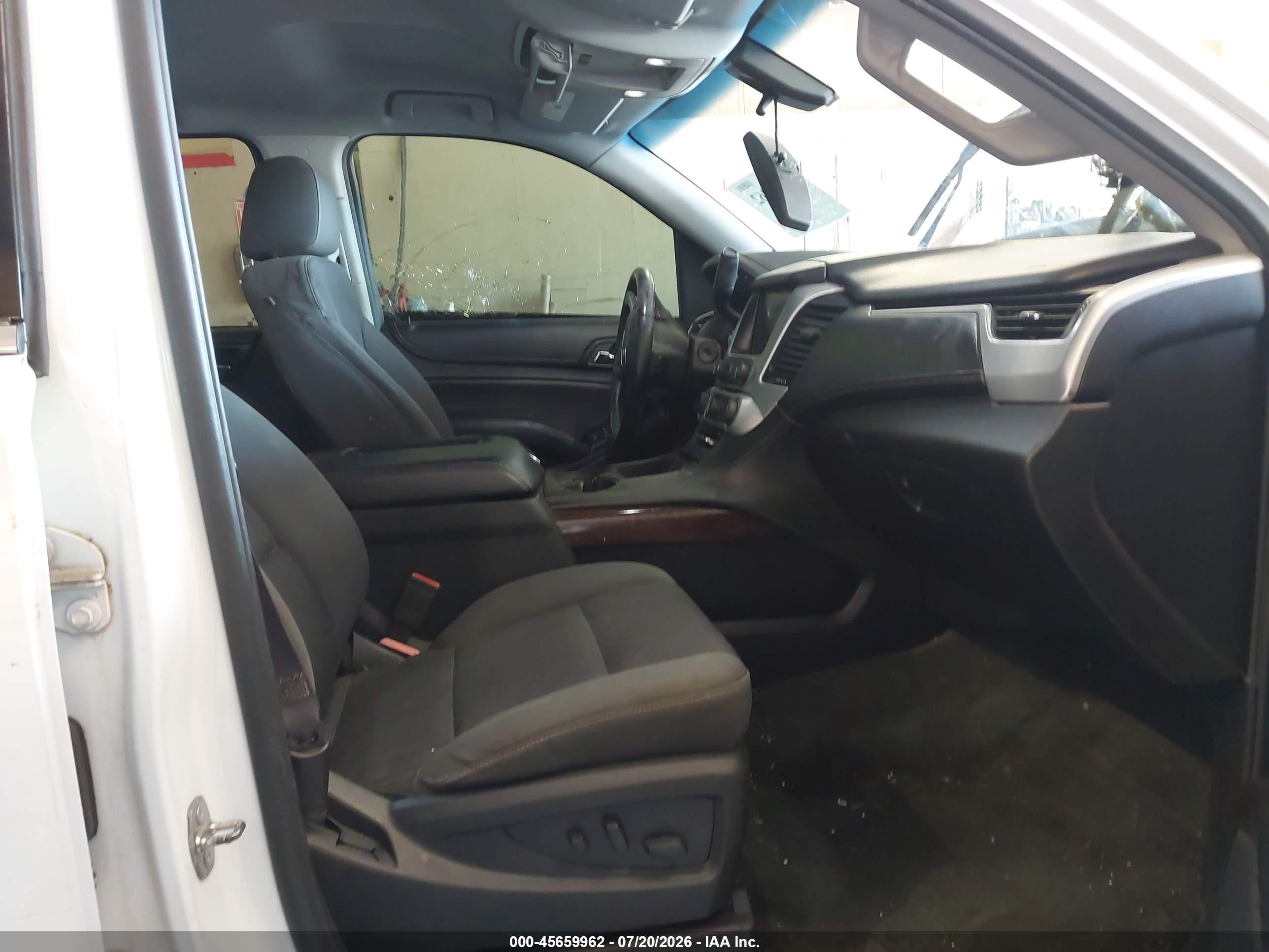 2015 Gmc Yukon Xl 1500 Sle Белый vin: 1GKS1GKC4FR158713