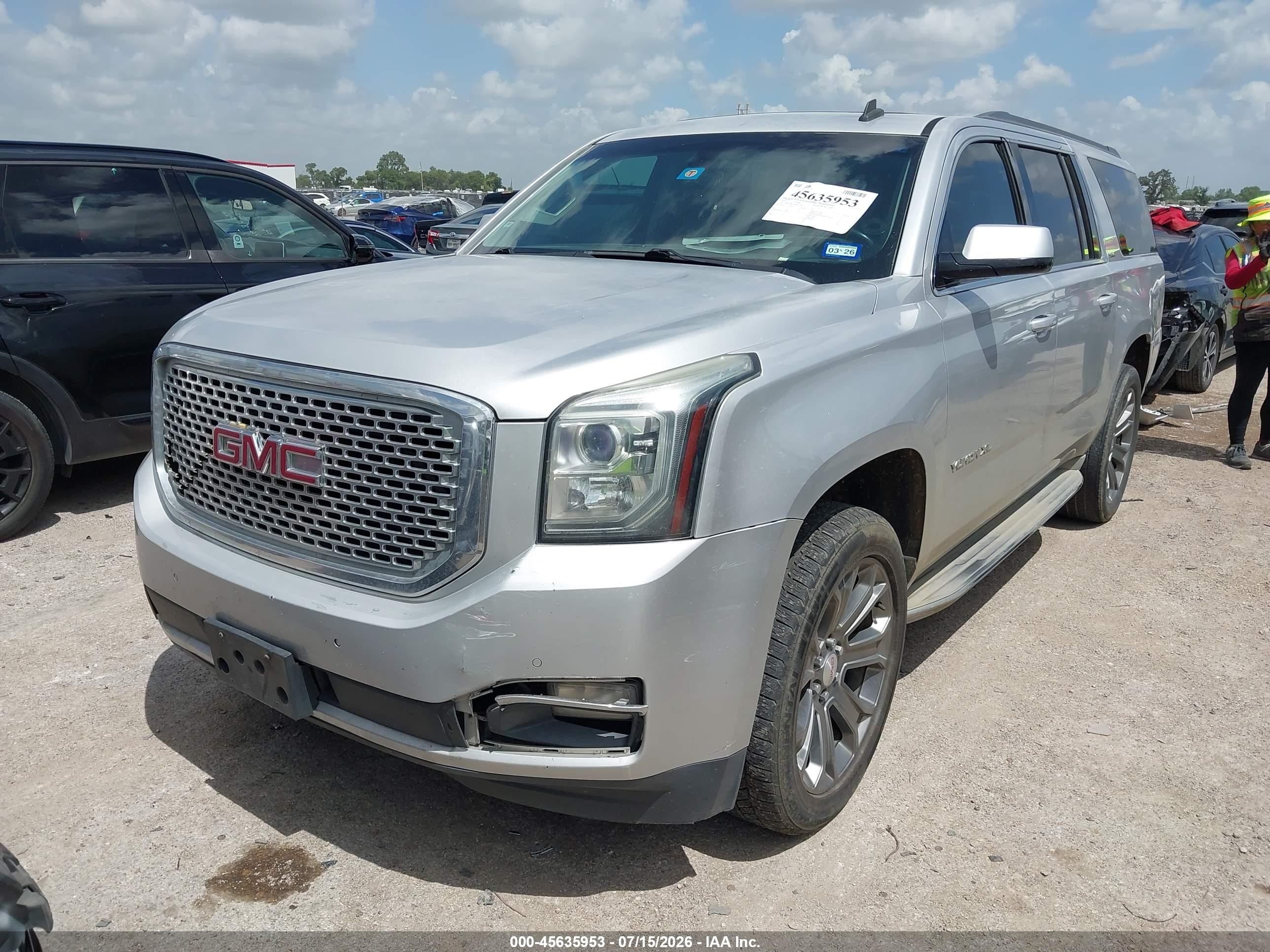 2015 Gmc Yukon Xl 1500 Sle Silver vin: 1GKS1GKC5FR172300