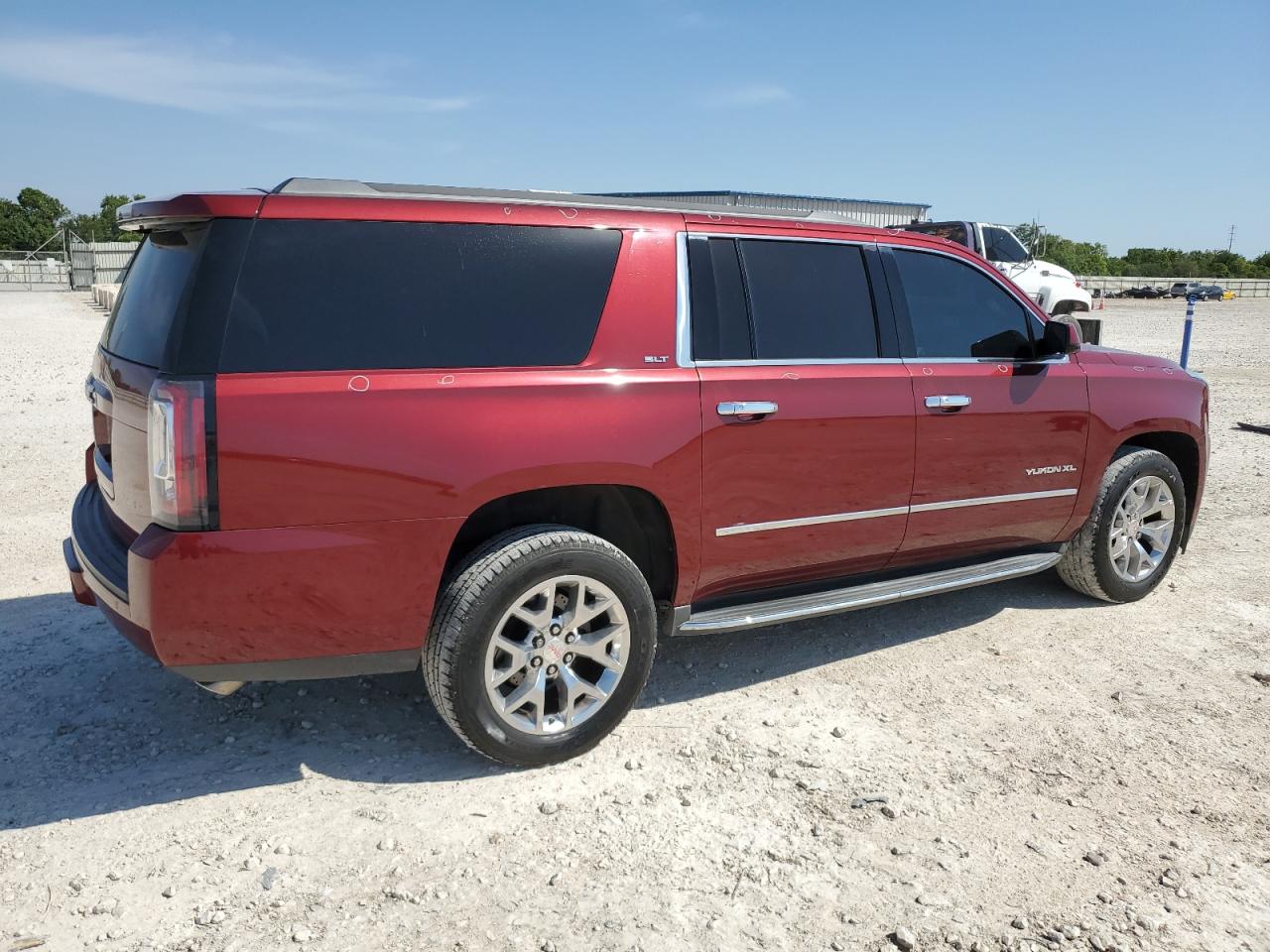 2016 Gmc Yukon Xl C1500 Slt Темно-бордовый vin: 1GKS1GKC7GR176754