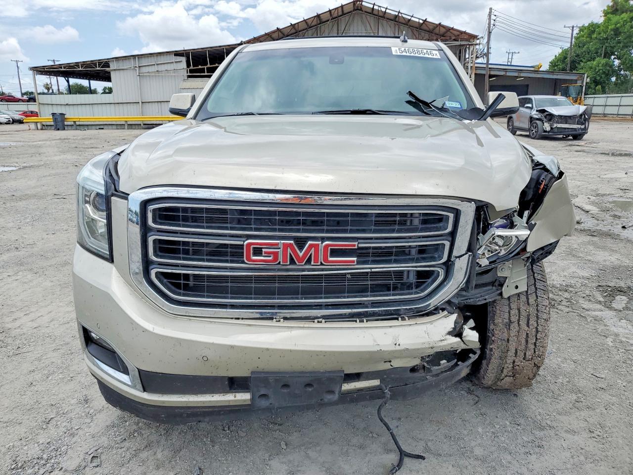 2015 Gmc Yukon Xl C1500 Sle Tan vin: 1GKS1GKC8FR252206