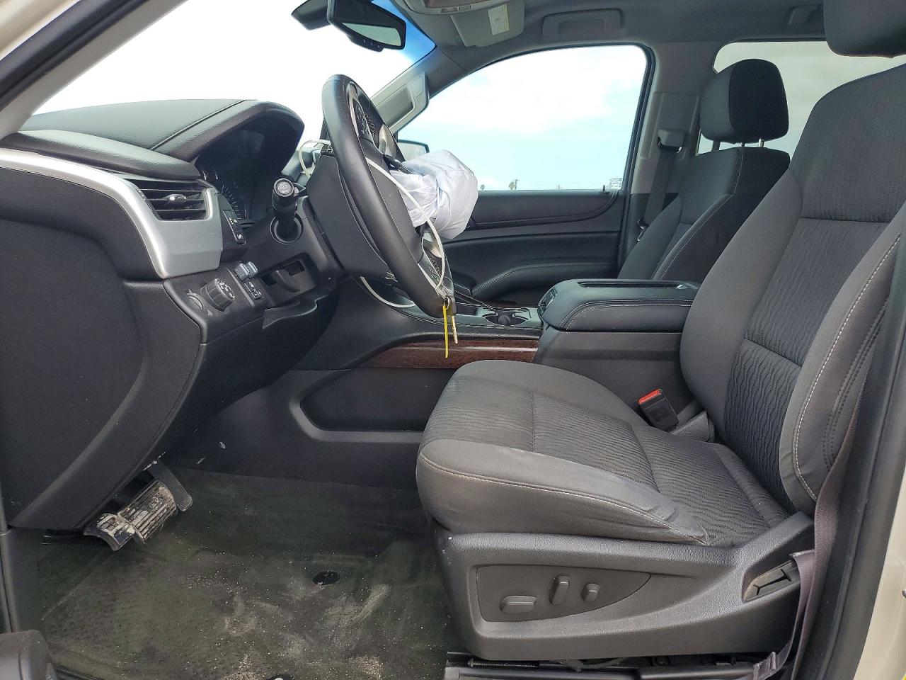2015 Gmc Yukon Xl C1500 Sle Tan vin: 1GKS1GKC8FR252206