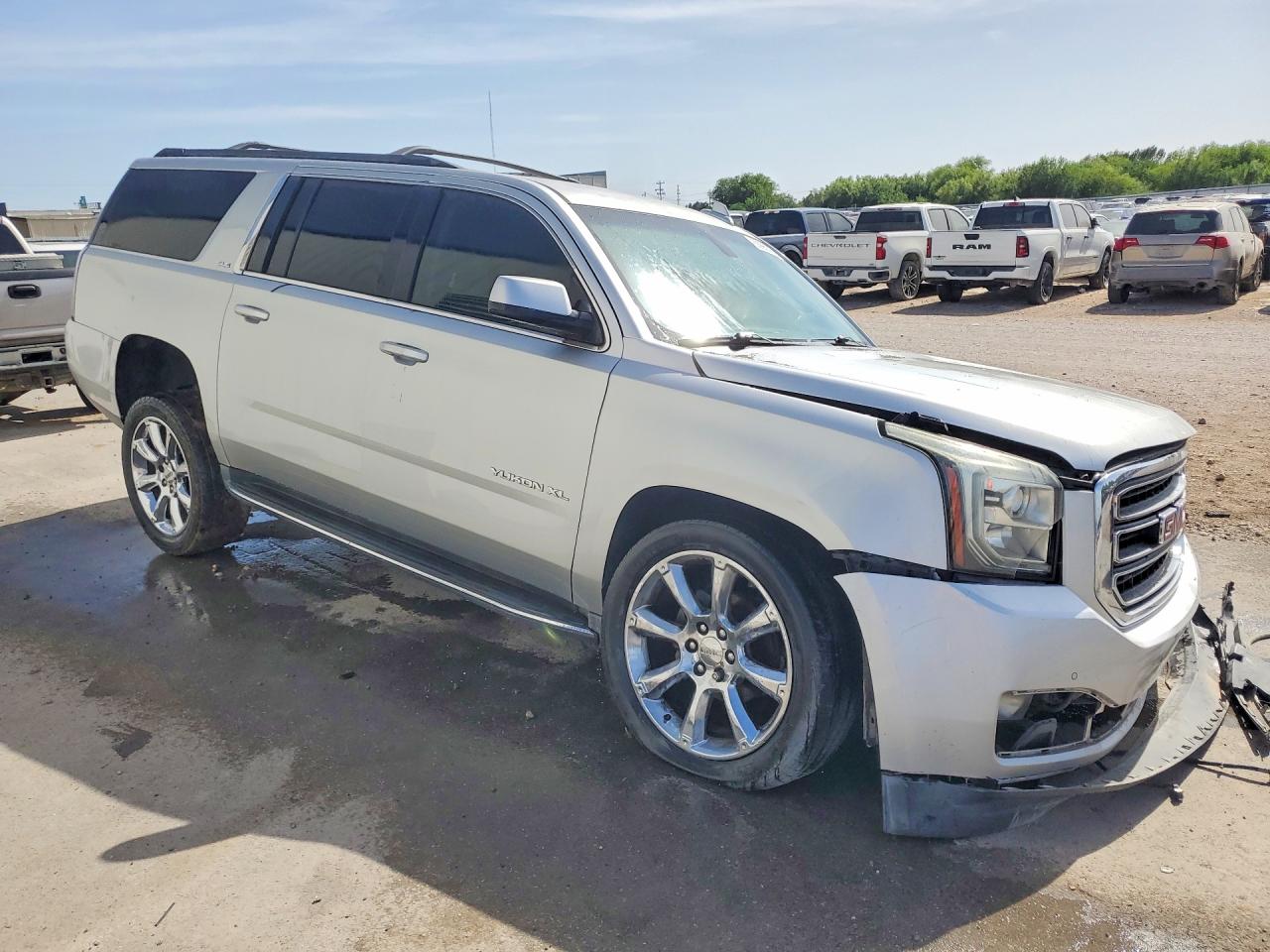 2015 Gmc Yukon Xl C1500 Sle Silver vin: 1GKS1GKCXFR734370