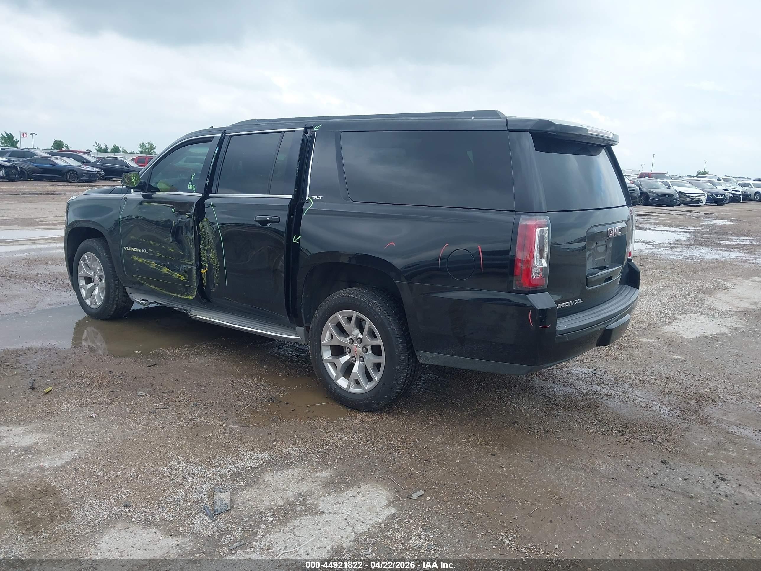 2015 Gmc Yukon Xl 1500 Slt Black vin: 1GKS1HKC4FR128262