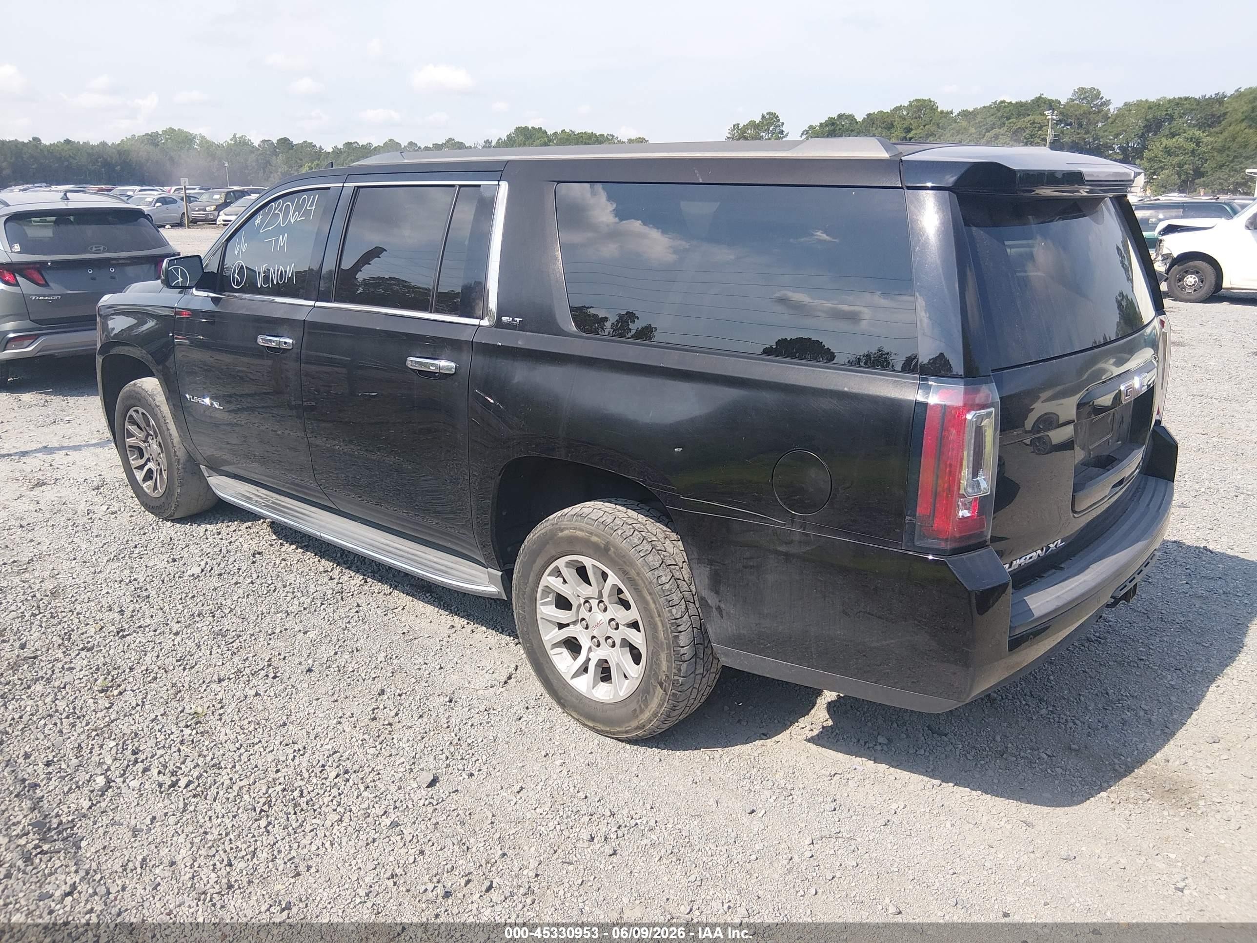 2015 Gmc Yukon Xl 1500 Slt Black vin: 1GKS1HKC7FR230624