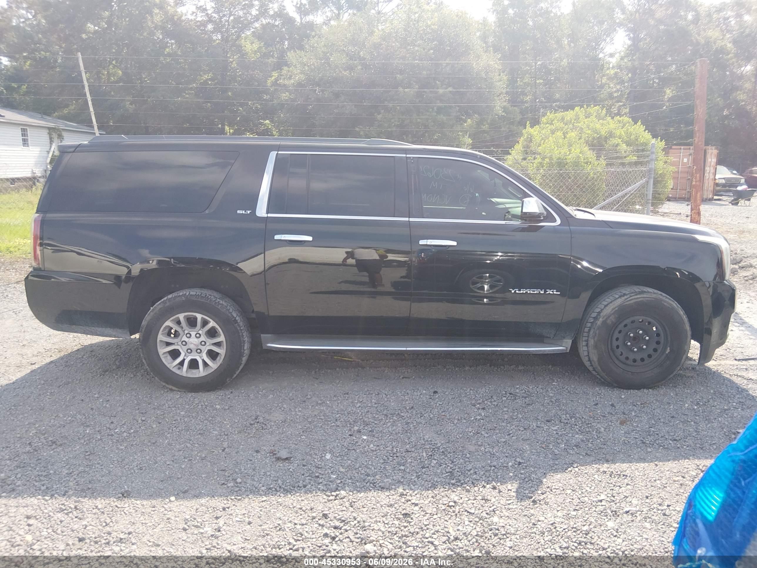 2015 Gmc Yukon Xl 1500 Slt Black vin: 1GKS1HKC7FR230624