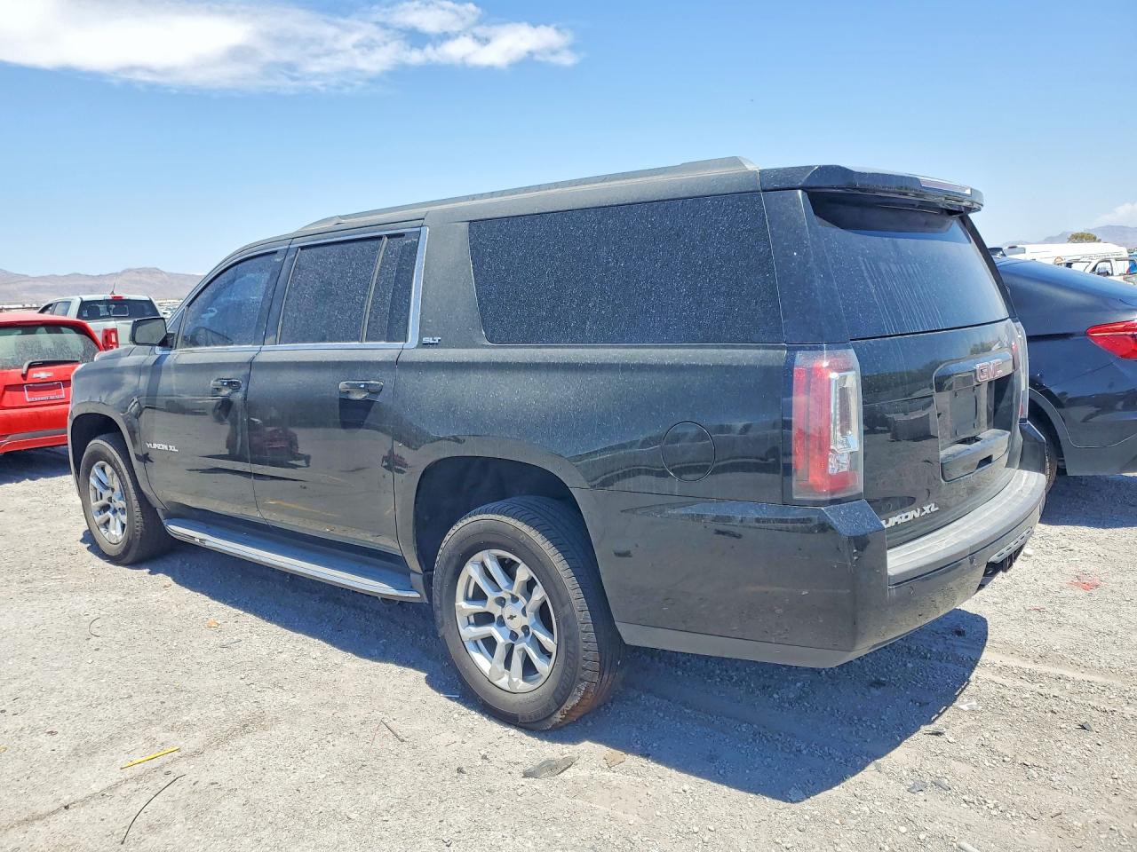 2015 Gmc Yukon Xl C1500 Sle Black vin: 1GKS1HKC9FR235257