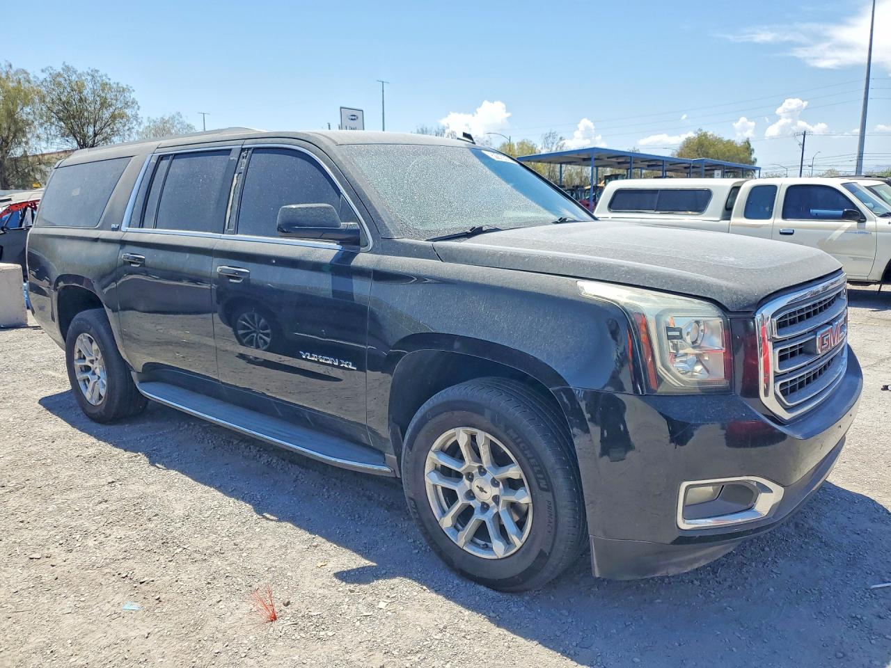 2015 Gmc Yukon Xl C1500 Sle Black vin: 1GKS1HKC9FR235257