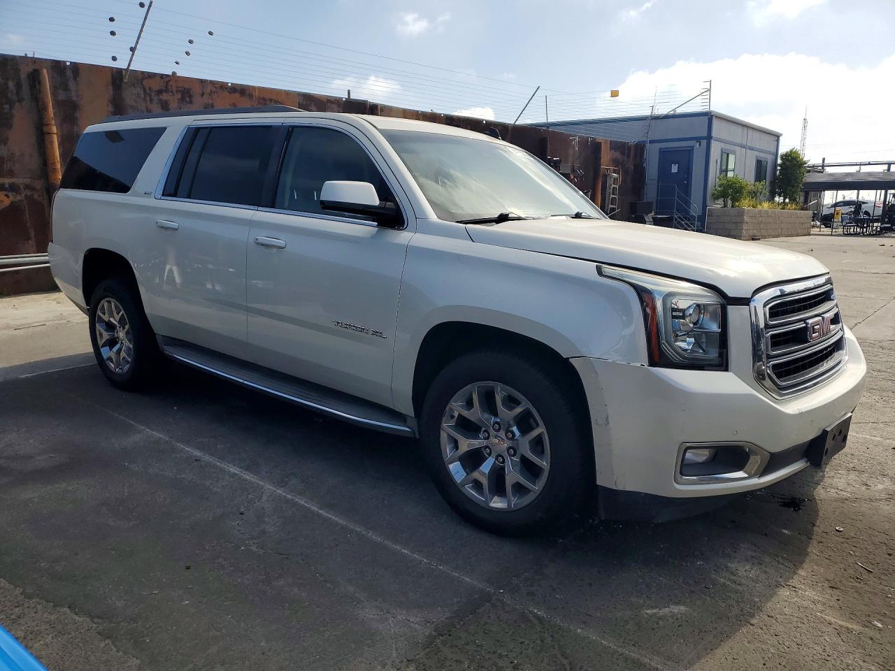 2015 Gmc Yukon Xl C1500 Slt White vin: 1GKS1HKC9FR269408