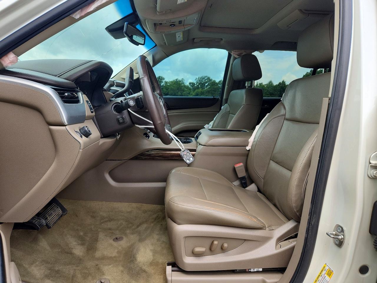 2015 Gmc Yukon Xl C1500 Slt Cream vin: 1GKS1HKCXFR117668