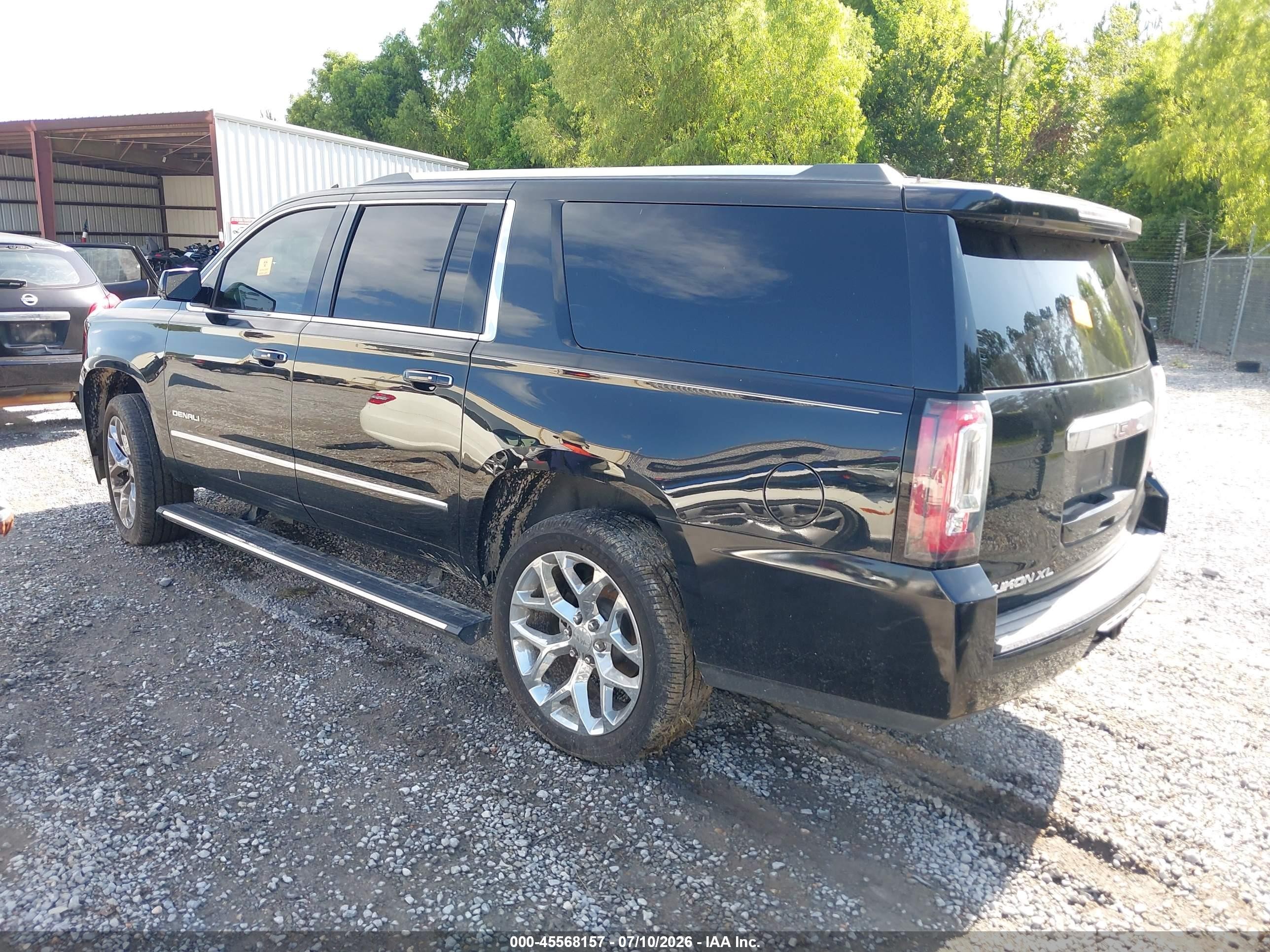 2015 Gmc Yukon Xl 1500 Denali Black vin: 1GKS1JKJ2FR293765