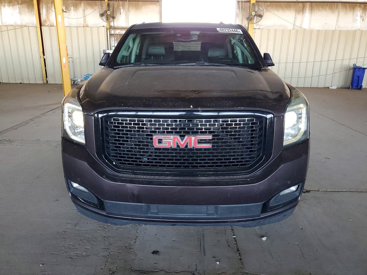 2015 Gmc Yukon Xl Denali Коричневый vin: 1GKS1JKJ2FR654590