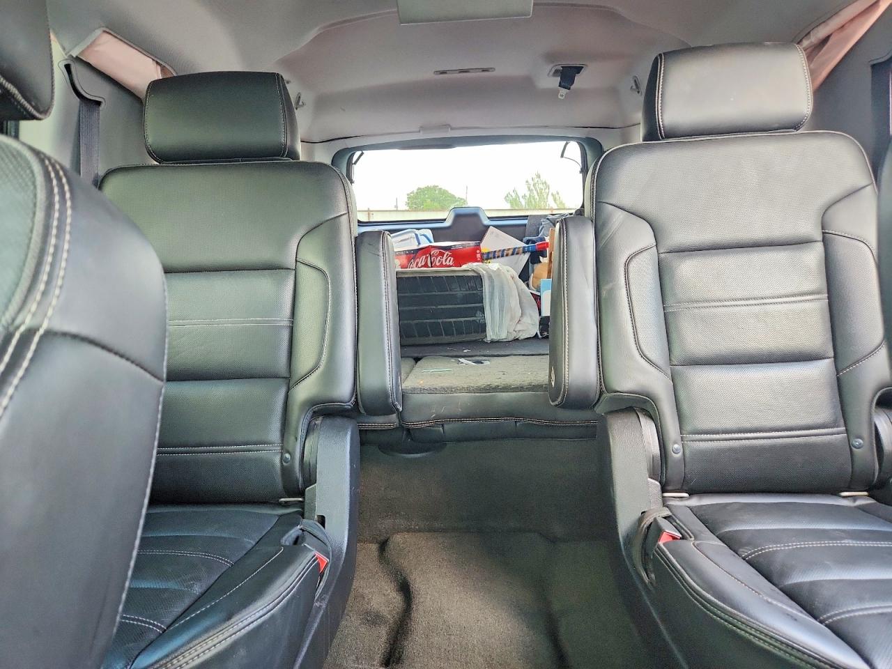 2015 Gmc Yukon Xl Denali White vin: 1GKS1JKJ3FR580810