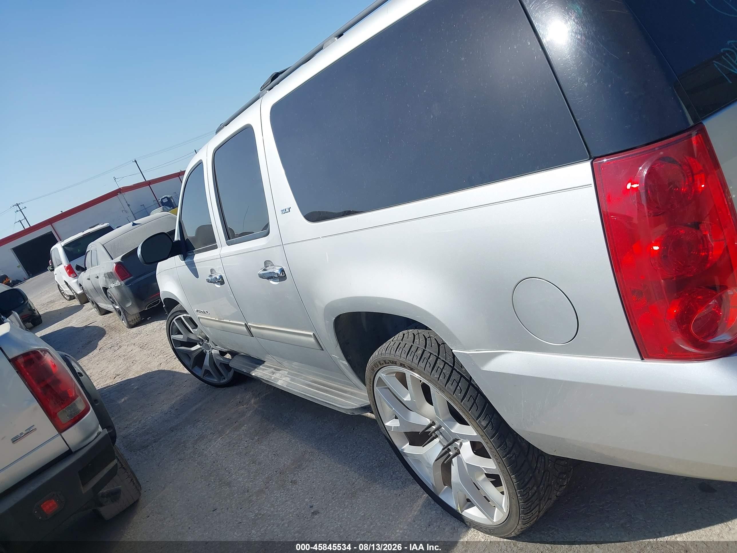 2014 Gmc Yukon Xl 1500 Slt Silver vin: 1GKS1KE00ER197558