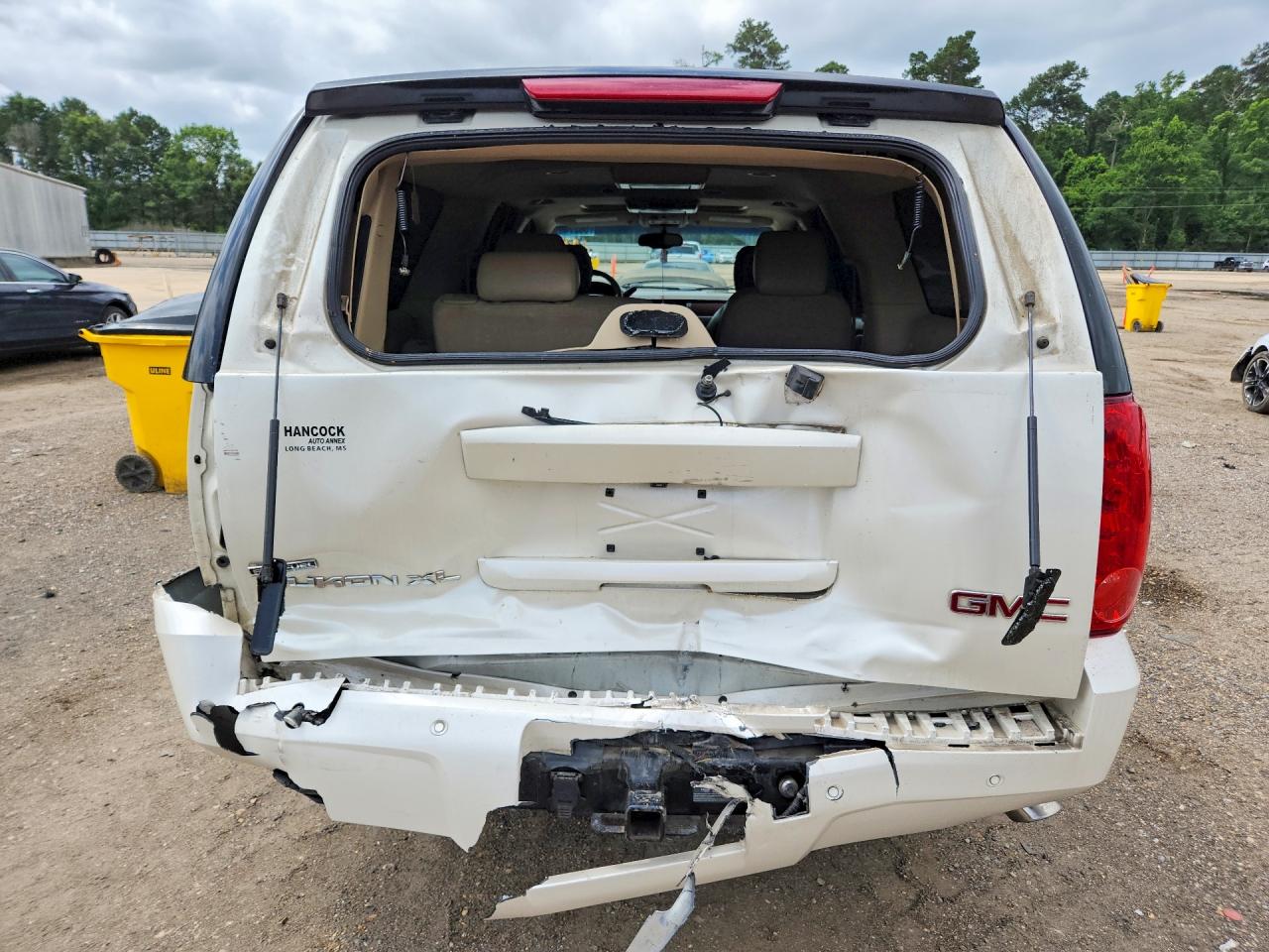 2012 Gmc Yukon Xl C1500 Slt White vin: 1GKS1KE01CR161939