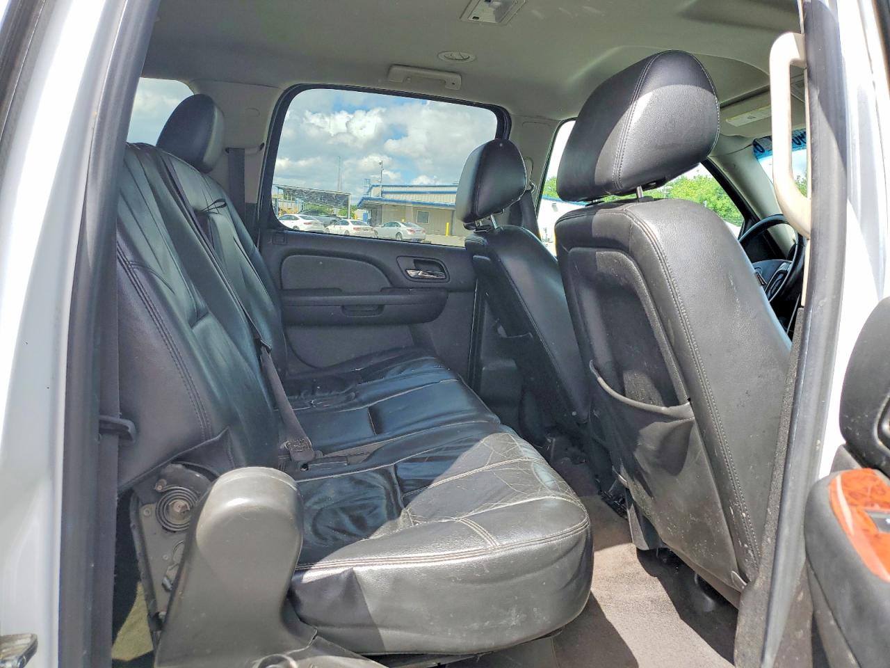 2014 Gmc Yukon Xl C1500 Slt White vin: 1GKS1KE01ER234715