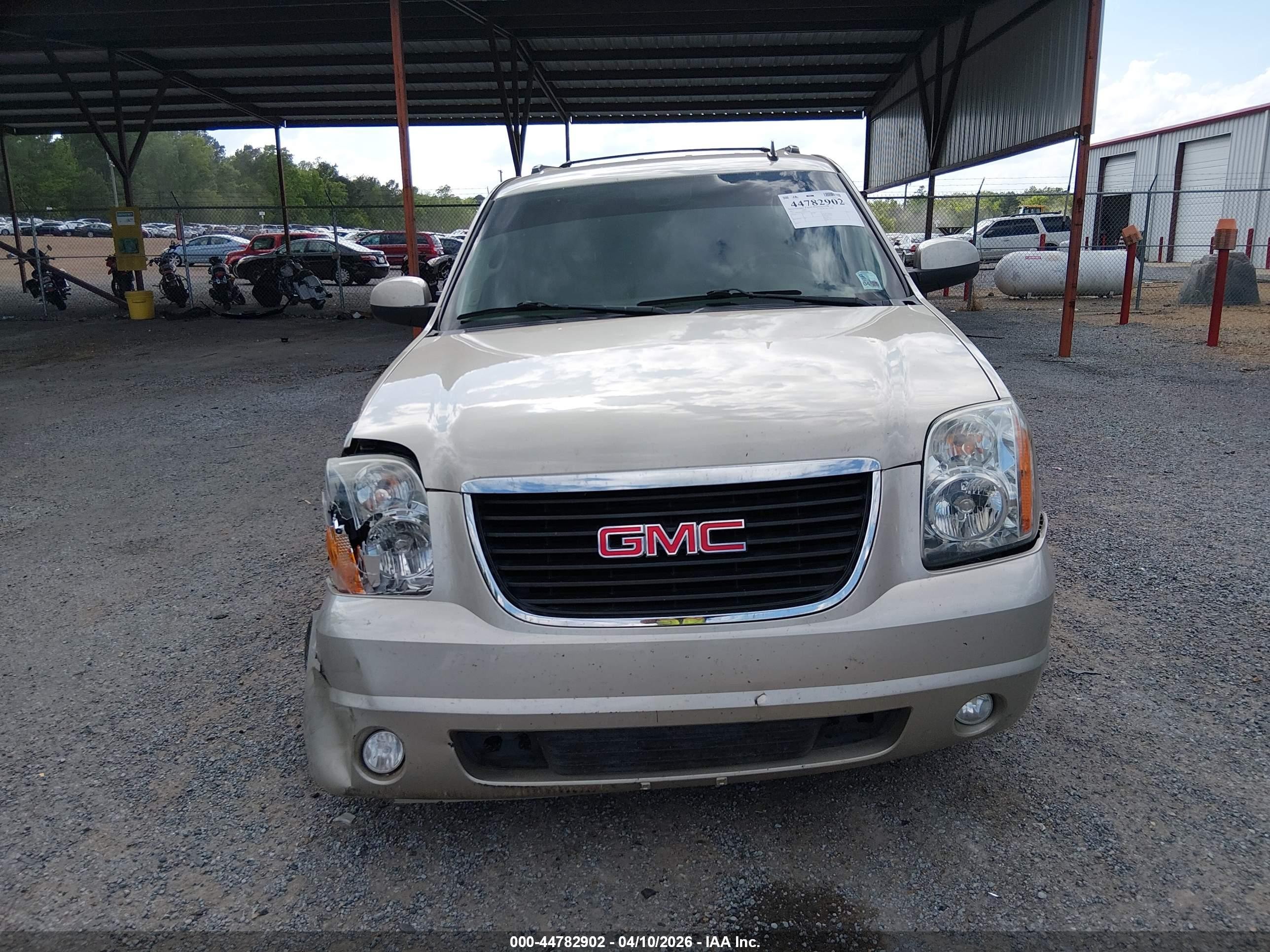 2013 Gmc Yukon Xl 1500 Slt Gold vin: 1GKS1KE03DR347399