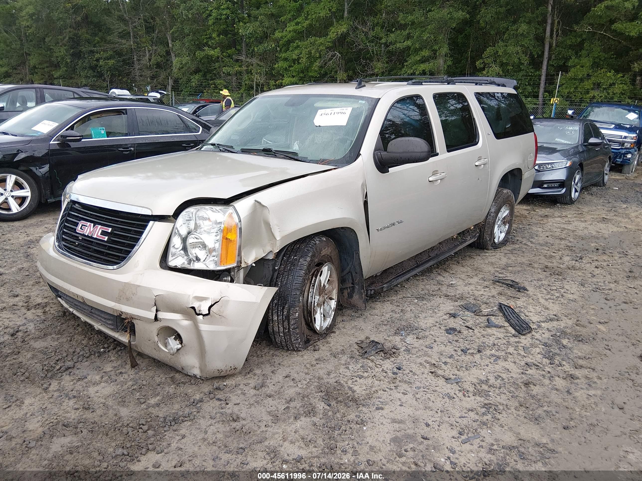 2013 Gmc Yukon Xl 1500 Slt Beige vin: 1GKS1KE08DR303446
