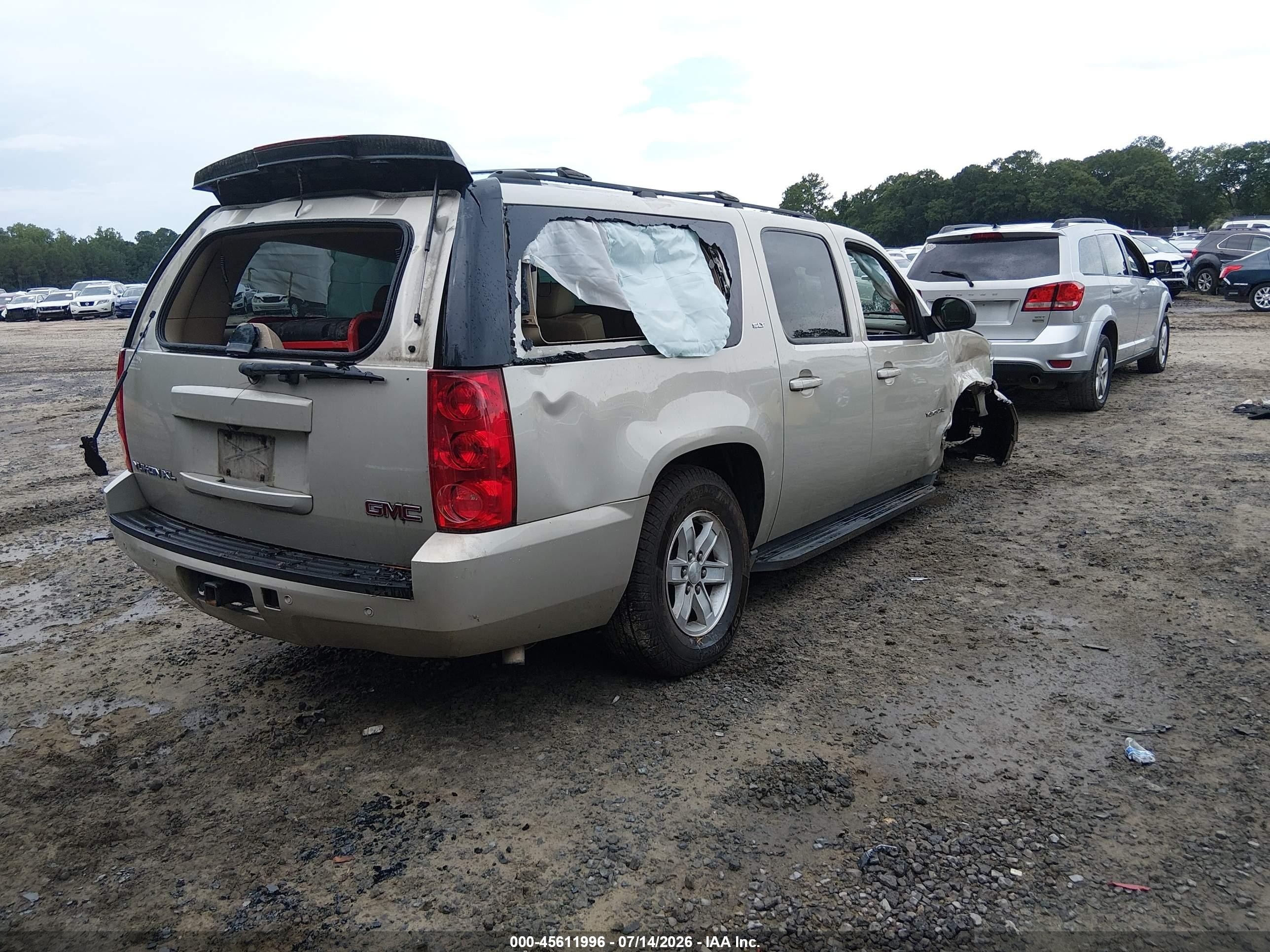 2013 Gmc Yukon Xl 1500 Slt Beige vin: 1GKS1KE08DR303446