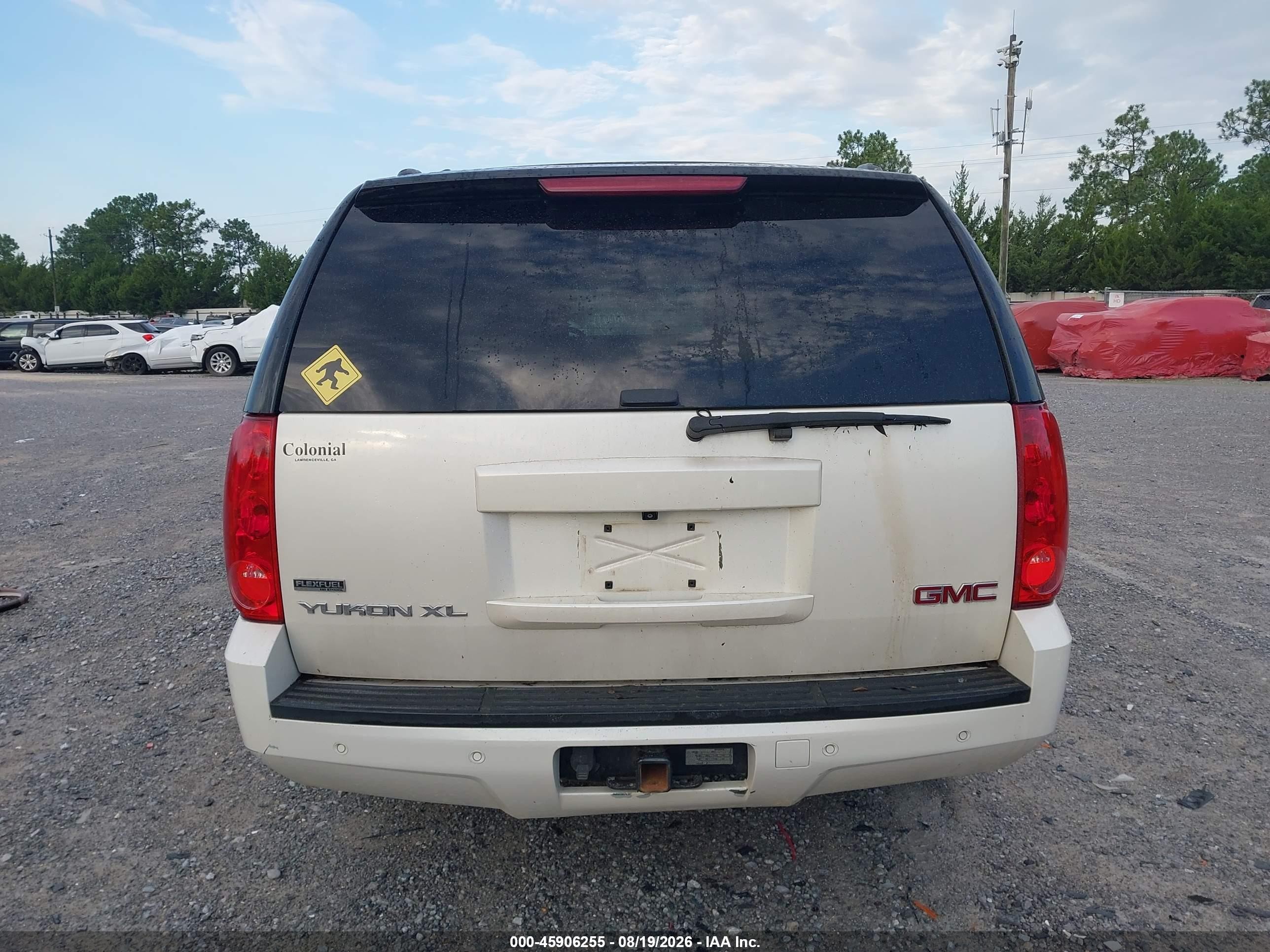 2012 Gmc Yukon Xl 1500 Slt White vin: 1GKS1LE0XCR101941