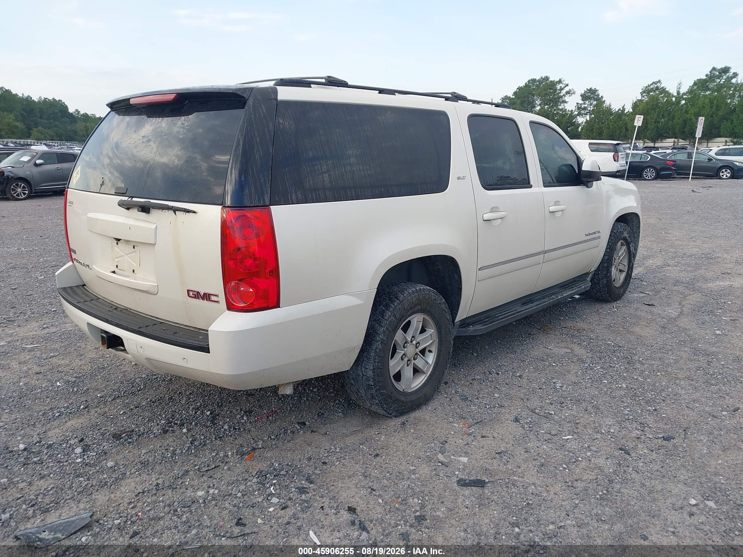 2012 Gmc Yukon Xl 1500 Slt White vin: 1GKS1LE0XCR101941