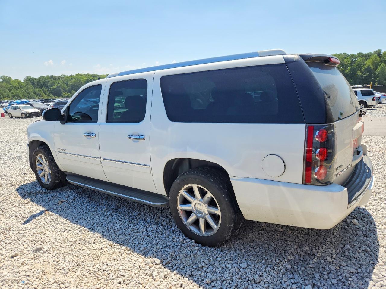 2011 Gmc Yukon Xl Denali White vin: 1GKS1MEF0BR216461