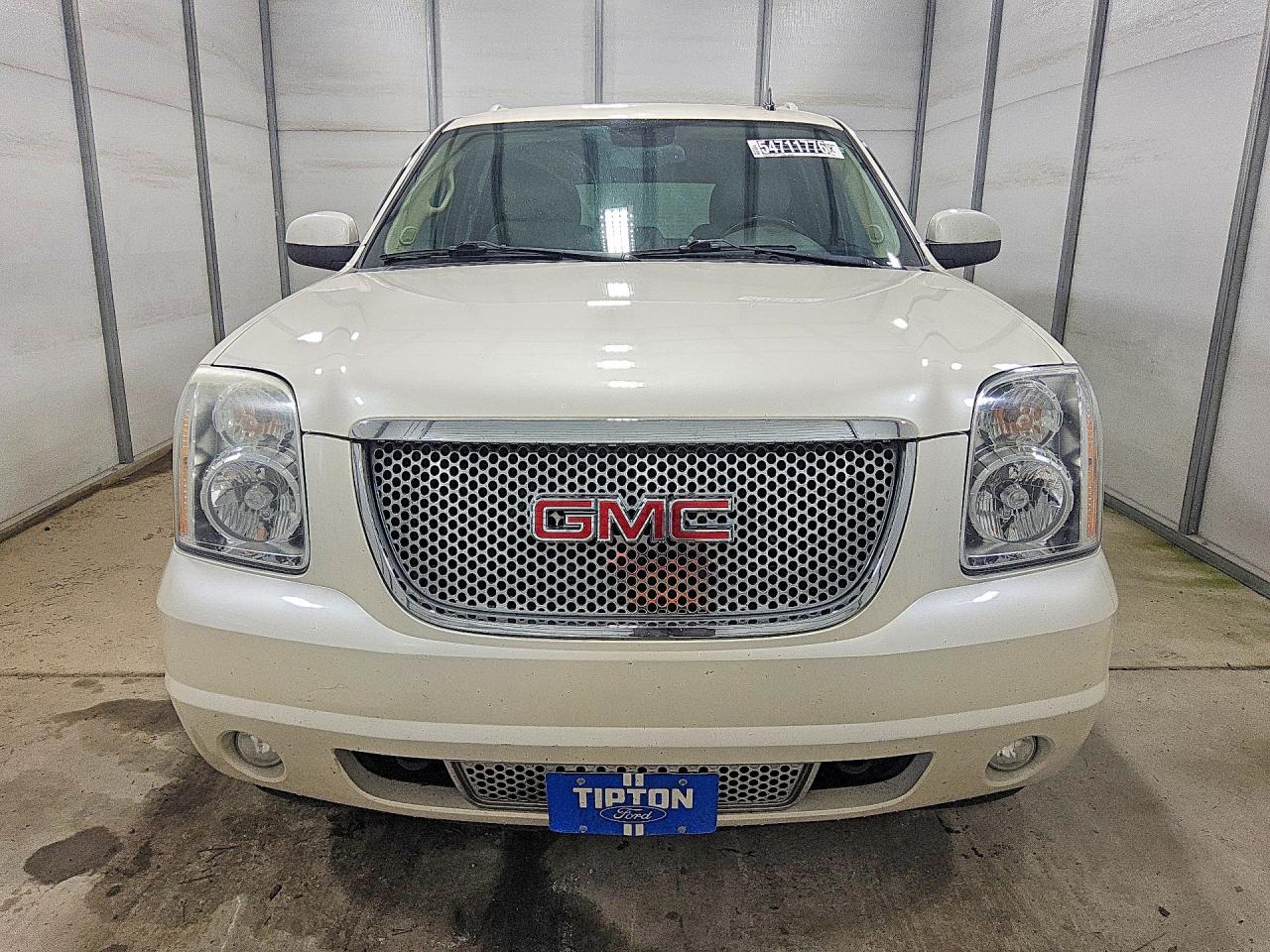 2013 Gmc Yukon Xl Denali White vin: 1GKS1MEF0DR149878