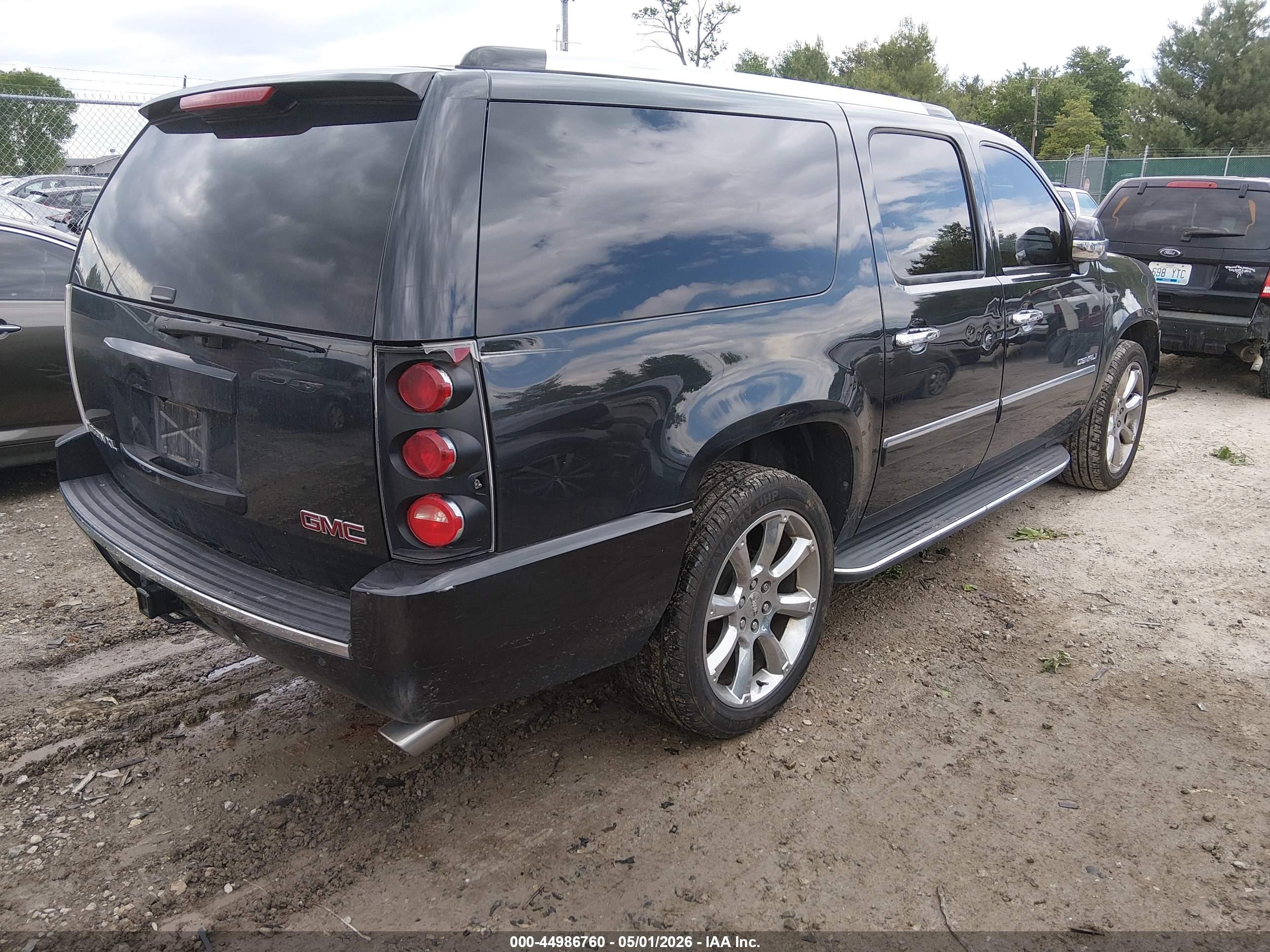 2013 Gmc Yukon Xl 1500 Denali Black vin: 1GKS1MEF0DR312867