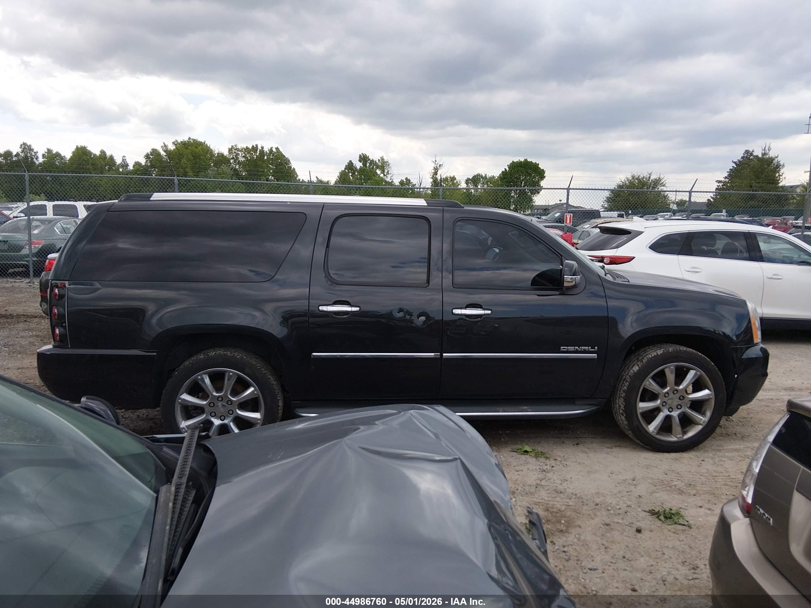 2013 Gmc Yukon Xl 1500 Denali Black vin: 1GKS1MEF0DR312867