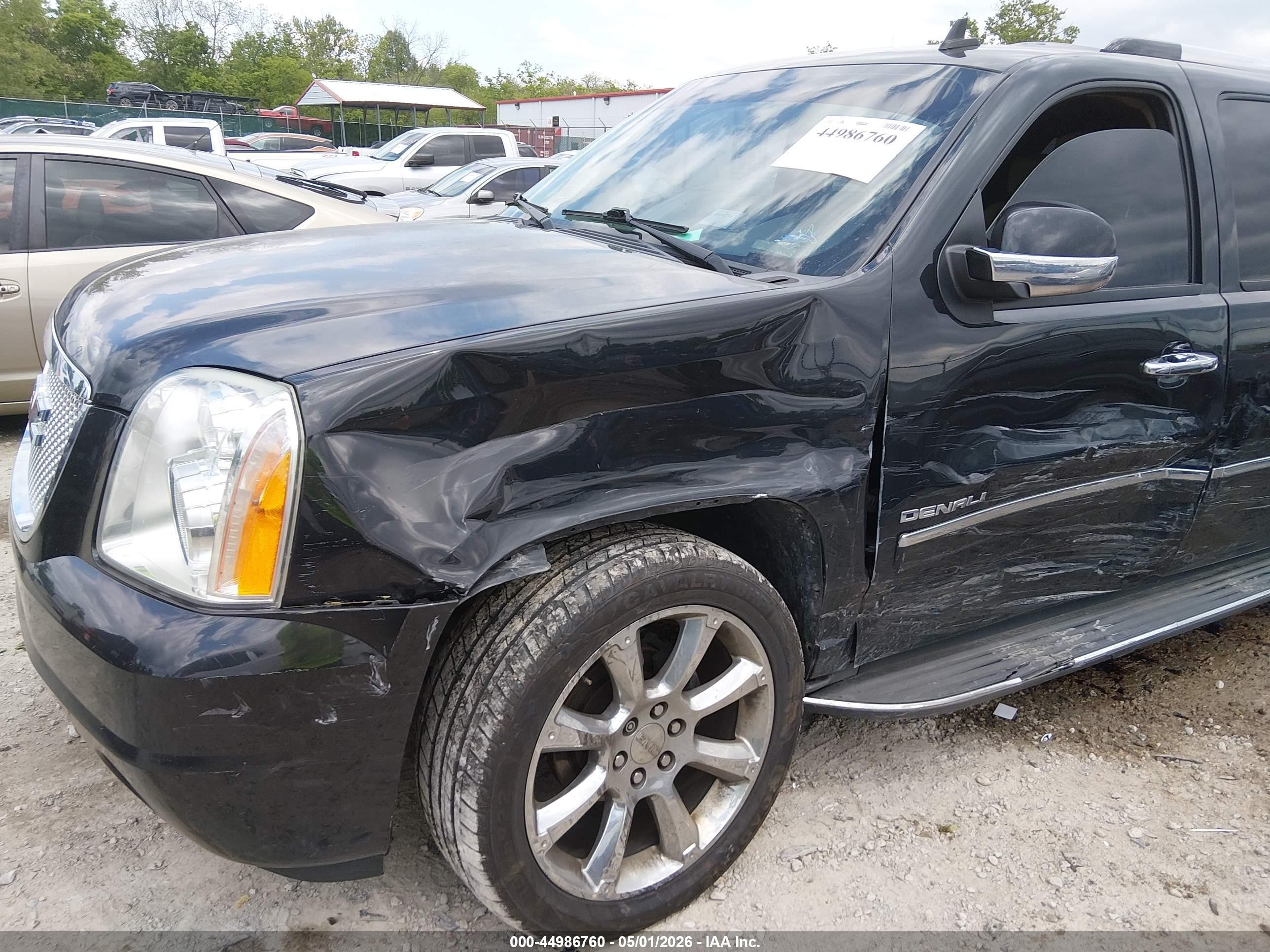 2013 Gmc Yukon Xl 1500 Denali Black vin: 1GKS1MEF0DR312867