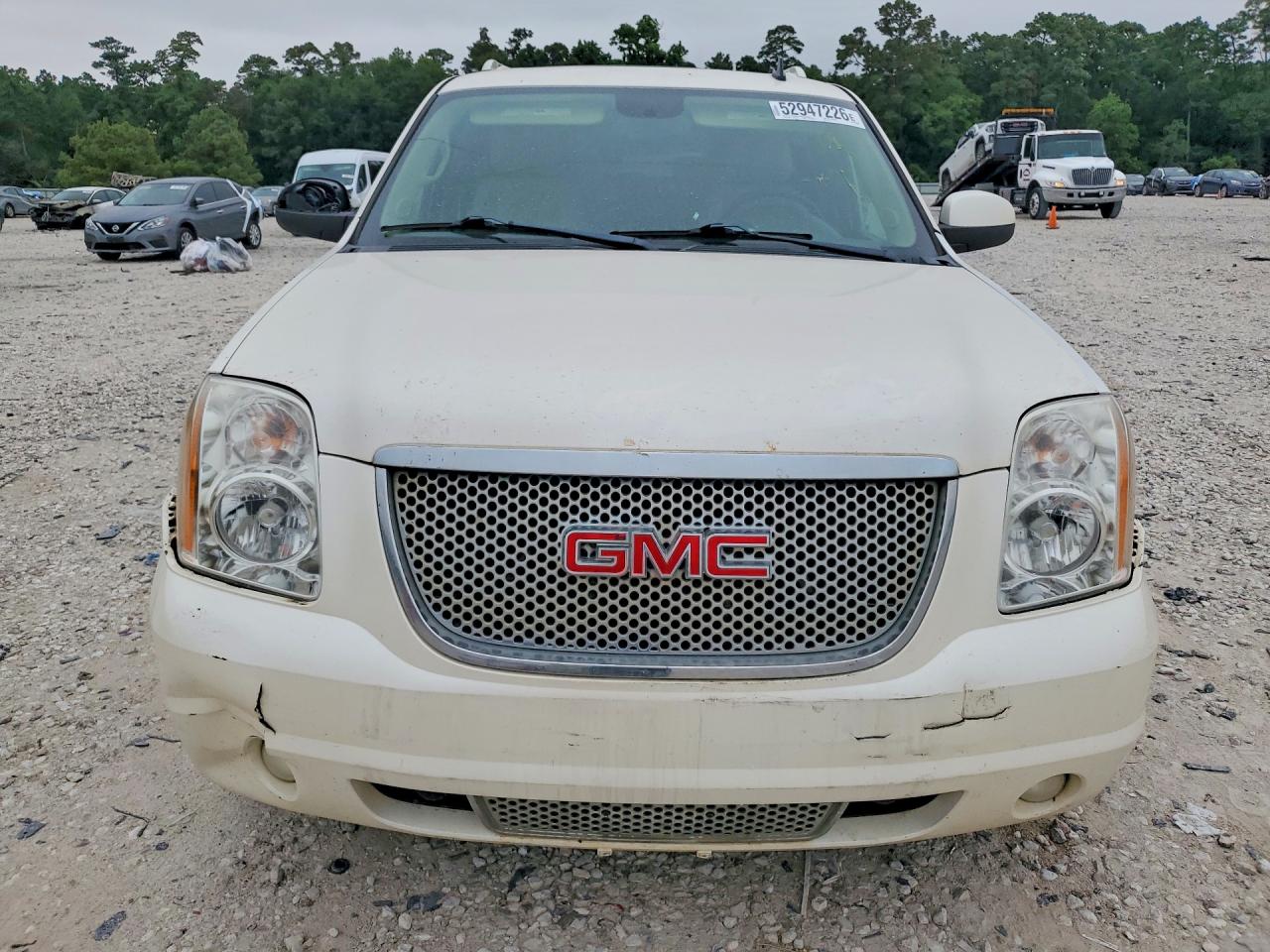 2012 Gmc Yukon Xl Denali Beige vin: 1GKS1MEF1CR227731