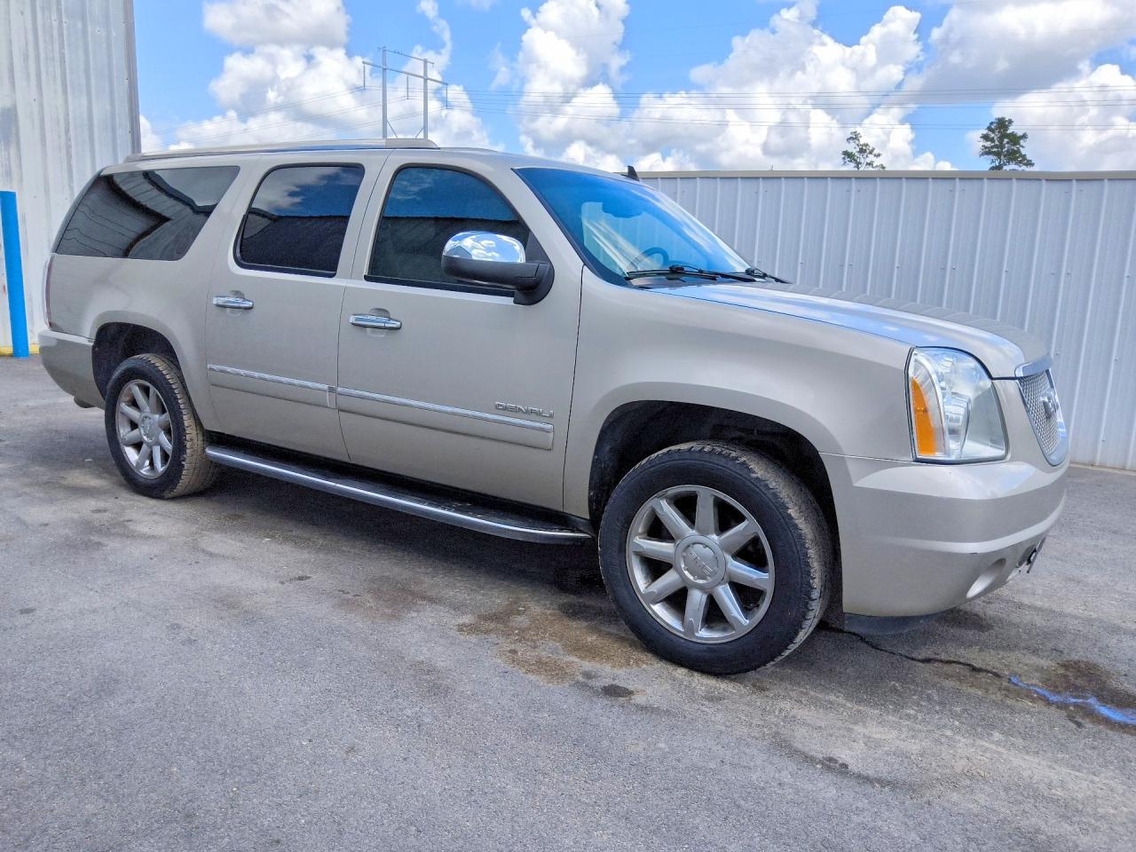 2013 Gmc Yukon Xl Denali Beige vin: 1GKS1MEF1DR146245