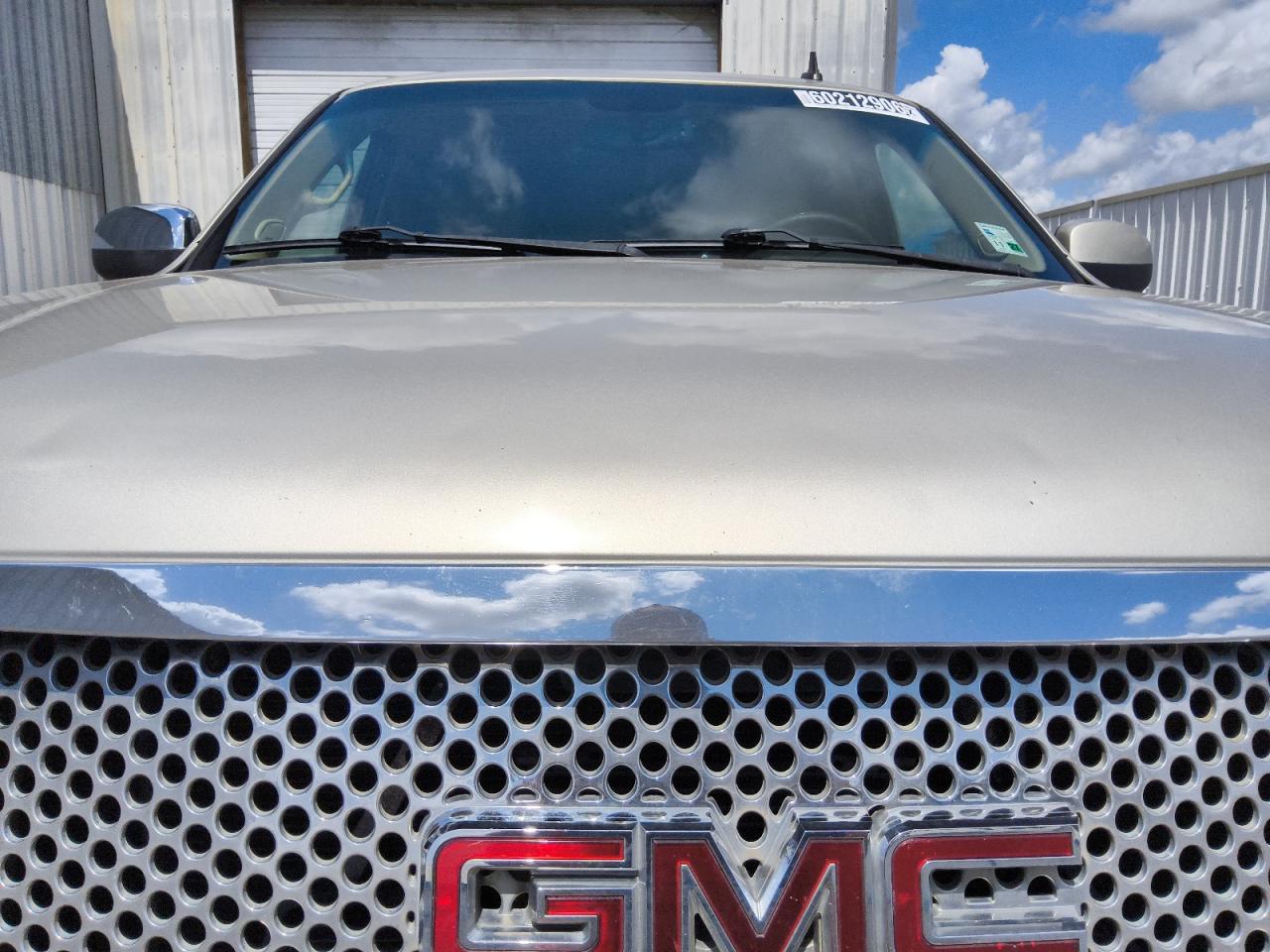 2013 Gmc Yukon Xl Denali Beige vin: 1GKS1MEF1DR146245 Damage: Hood, Multiple Dents/Paint Damage, 3