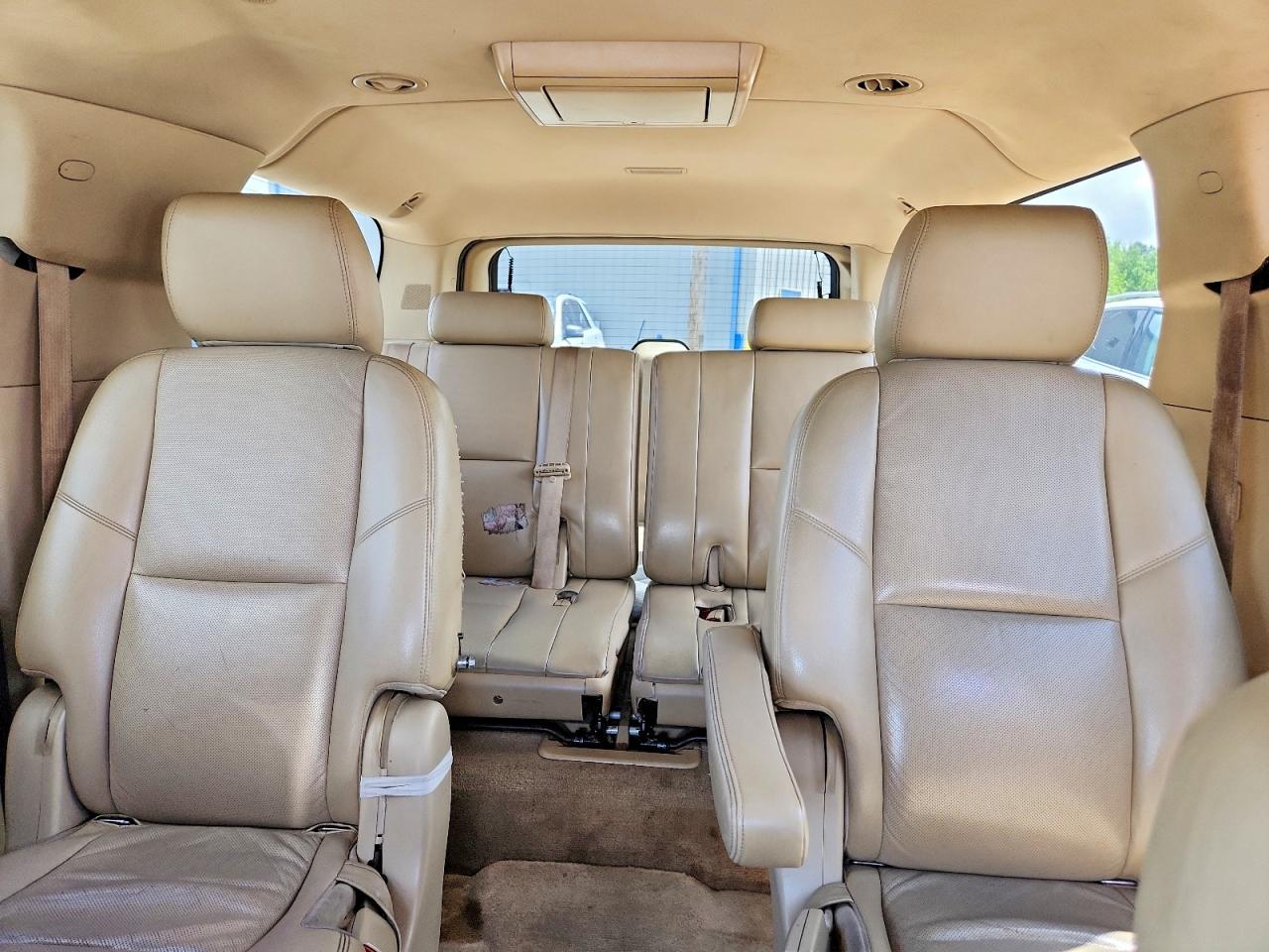 2012 Gmc Yukon Xl Denali White vin: 1GKS1MEF2CR182136