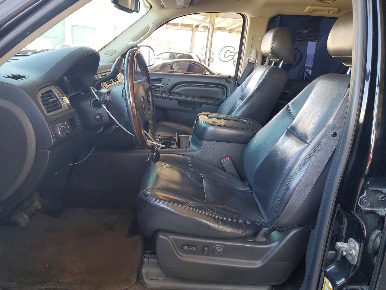 2011 Gmc Yukon Xl Denali Черный vin: 1GKS1MEF9BR175909