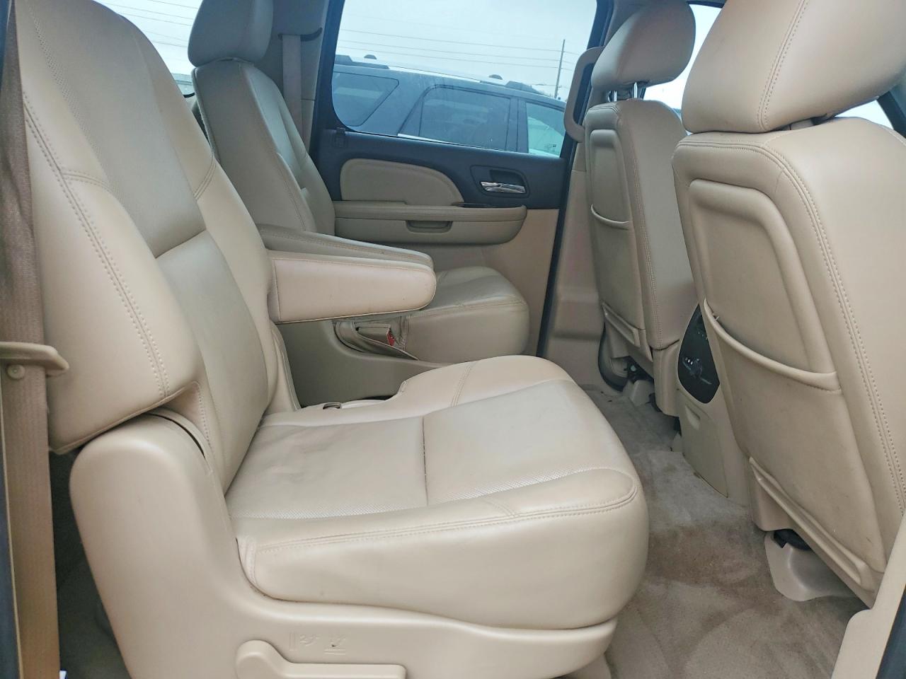 2013 Gmc Yukon Xl Denali Black vin: 1GKS1MEF9DR105118